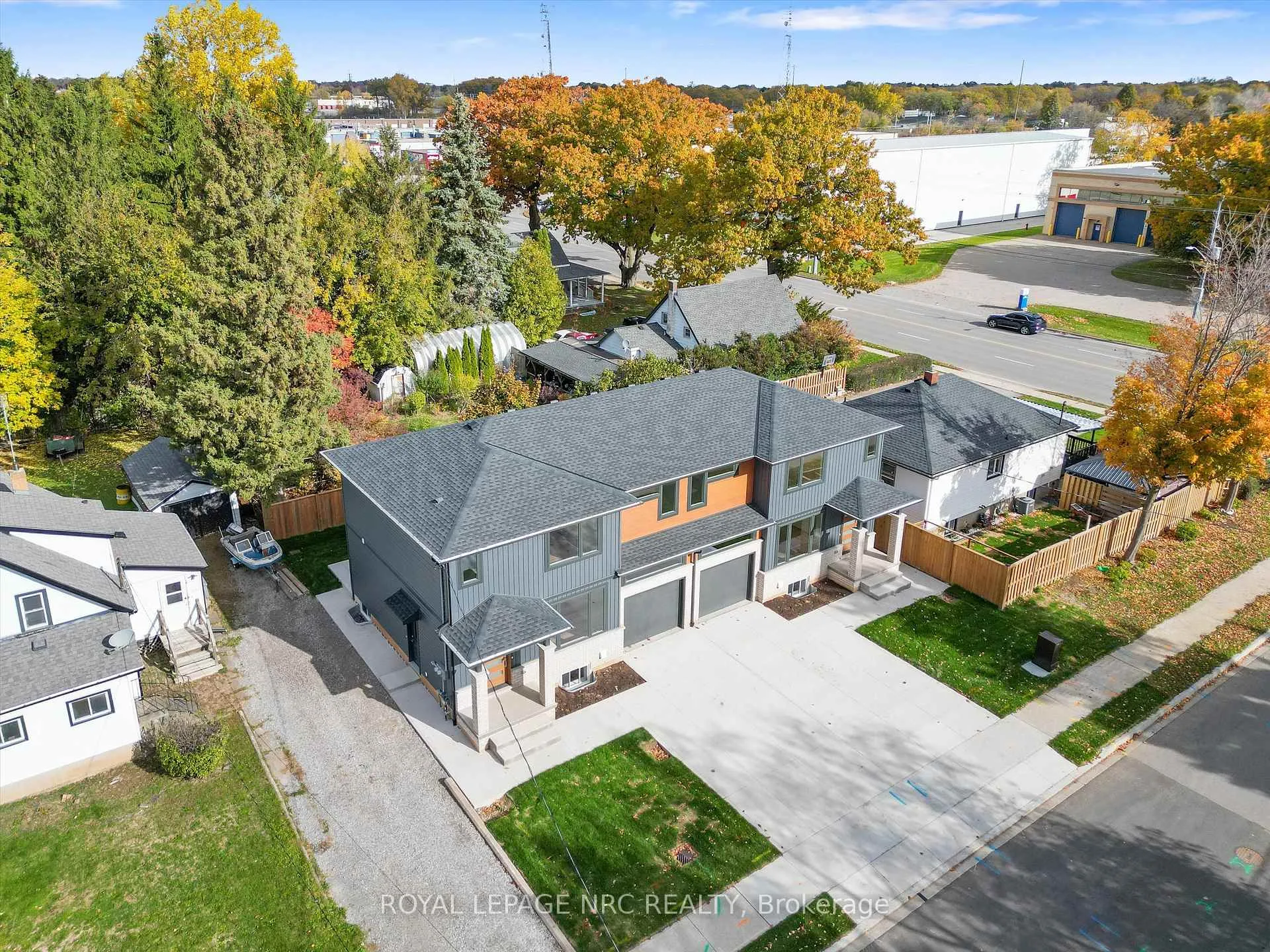 Photo 33 of 7619 Mulhern Road, Niagara Falls, Ascot — HOMEH