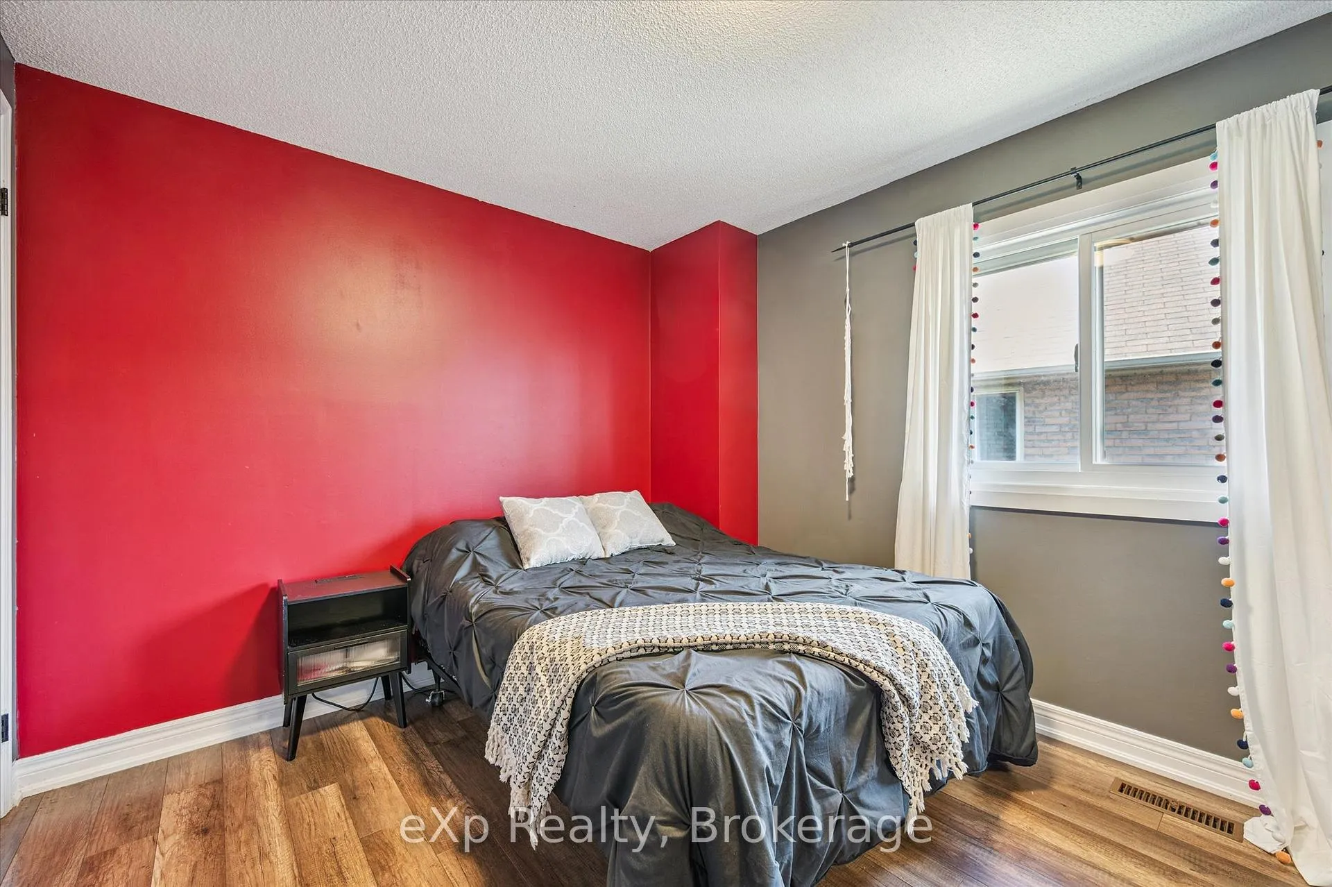 Photo 27 of 8 Lanercost Way, Brampton, Heart Lake East — HOMEH