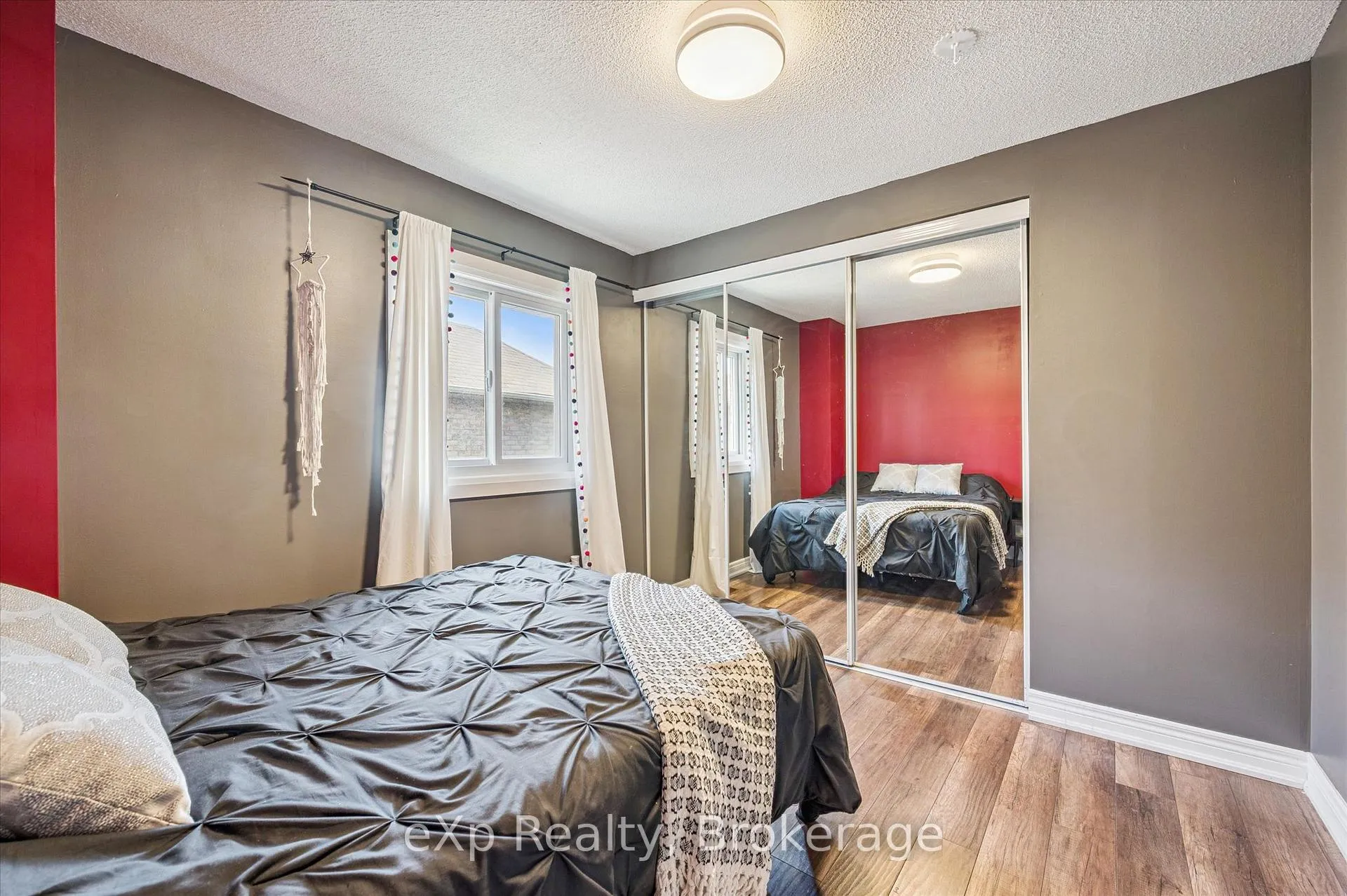 Photo 28 of 8 Lanercost Way, Brampton, Heart Lake East — HOMEH