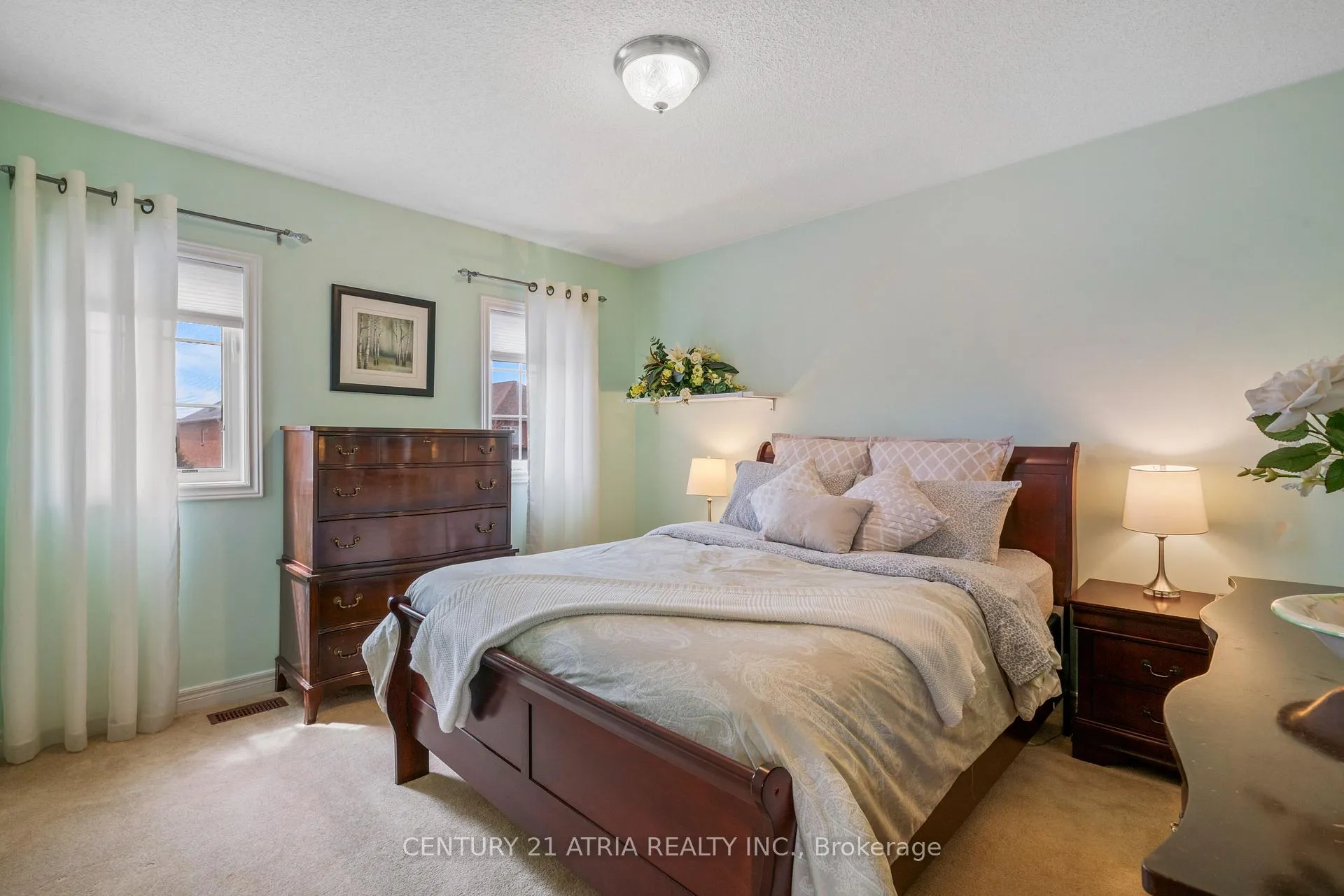 Photo 24 of 1 Carlinds Drive, Whitby, Rolling Acres — HOMEH