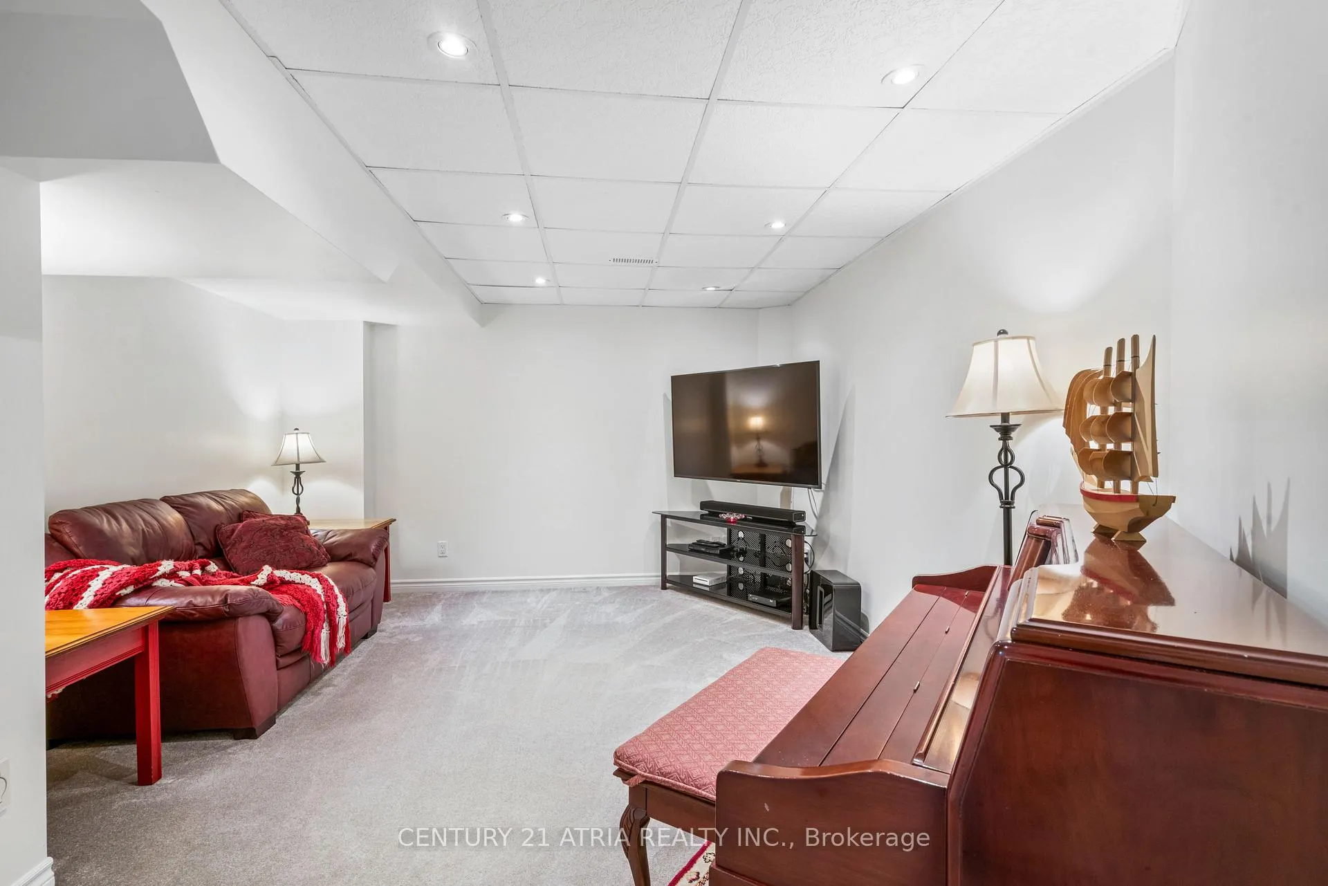 Photo 28 of 1 Carlinds Drive, Whitby, Rolling Acres — HOMEH