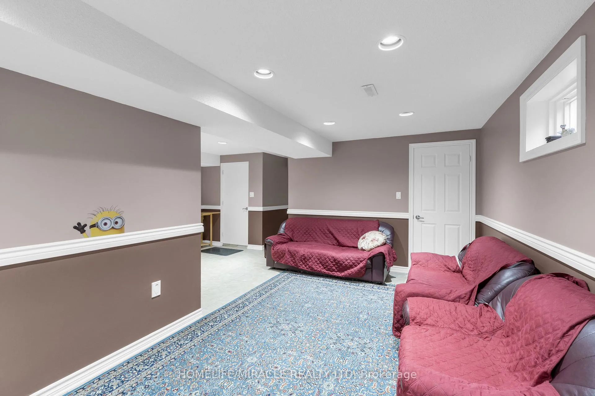 Photo 8 of 373 Forest Drive, Vaughan, West Woodbridge — HOMEH