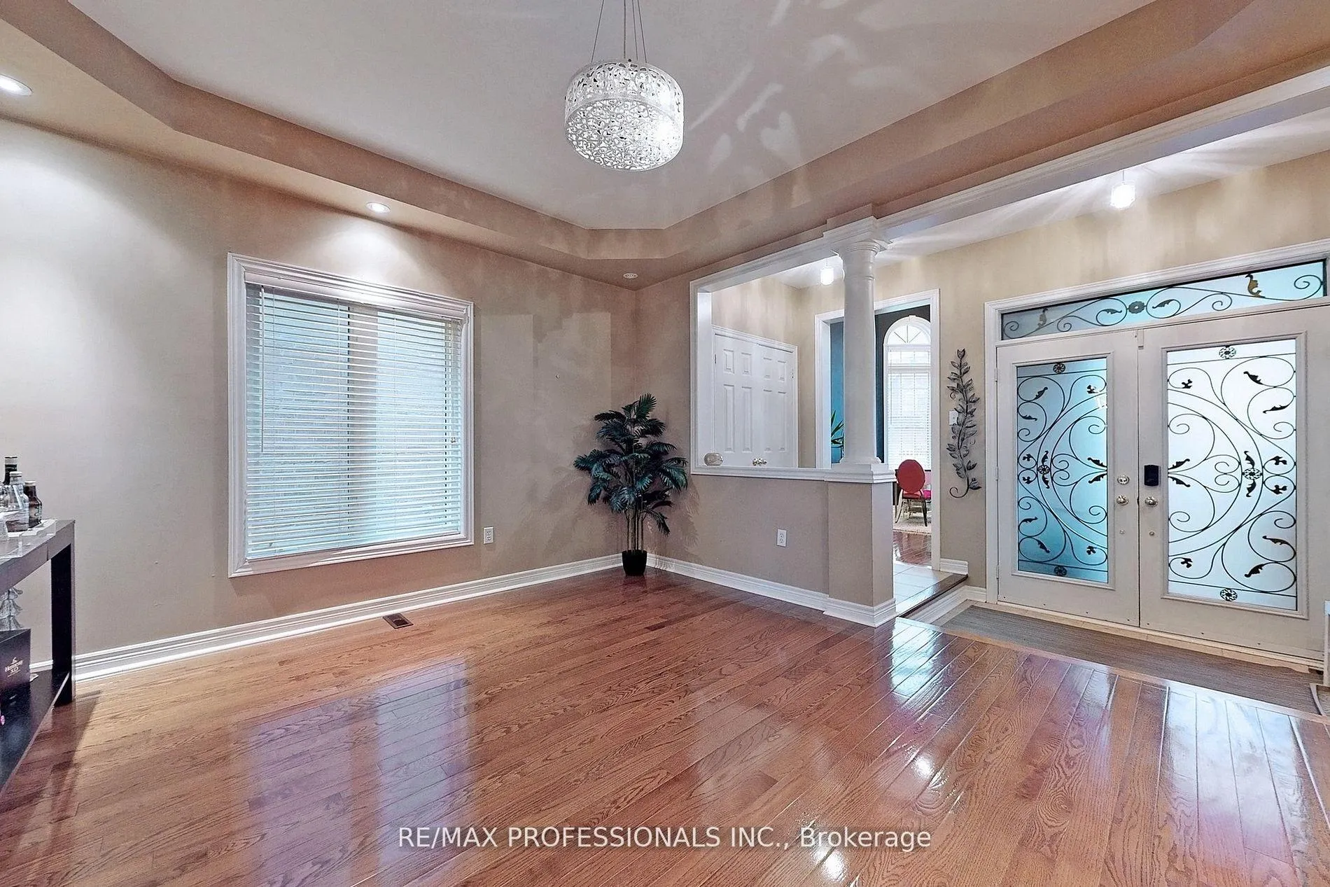 Photo 2 of Unit Upper Unit, 35 Perkins Drive, Brampton, Northwest Sandalwood Parkway — HOMEH