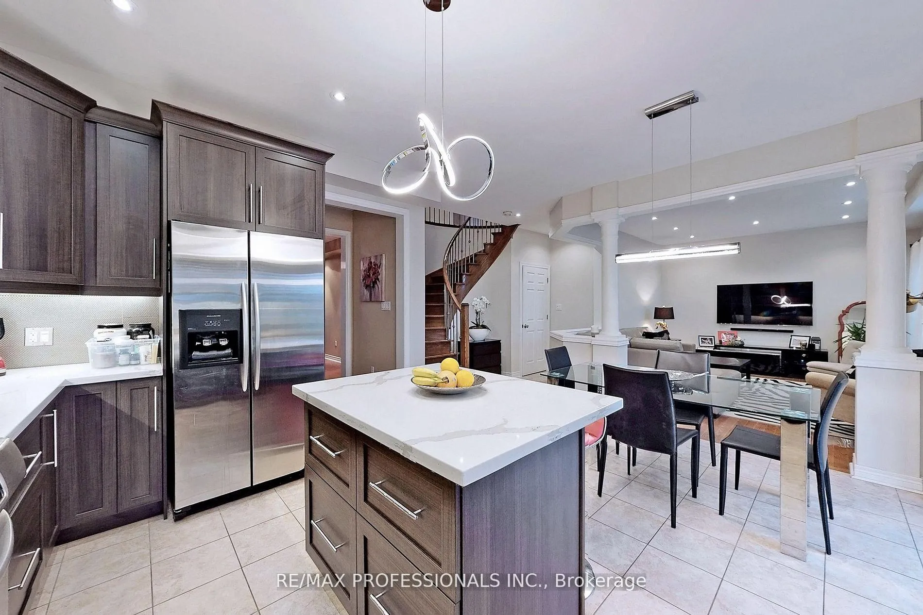 Photo 5 of Unit Upper Unit, 35 Perkins Drive, Brampton, Northwest Sandalwood Parkway — HOMEH