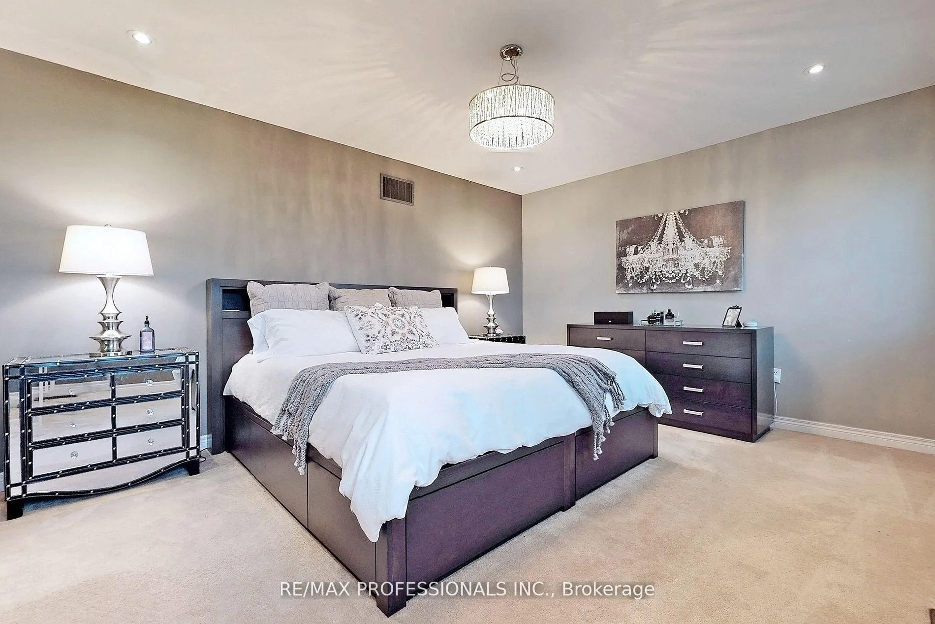 Photo 10 of Unit Upper Unit, 35 Perkins Drive, Brampton, Northwest Sandalwood Parkway — HOMEH