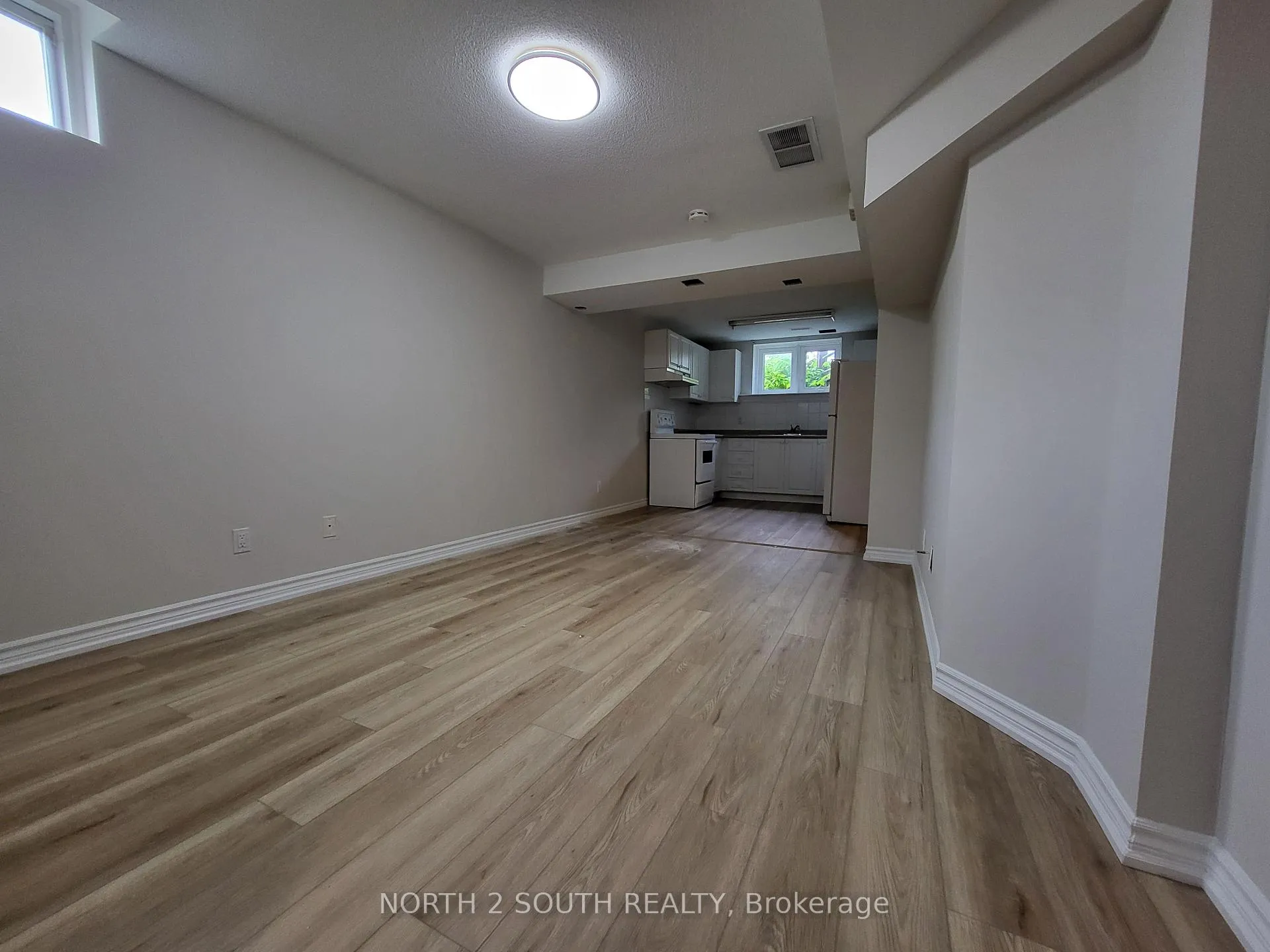 Photo 3 of Unit Bsmt#1, 113 Glenforest Drive, Vaughan, Uplands — HOMEH