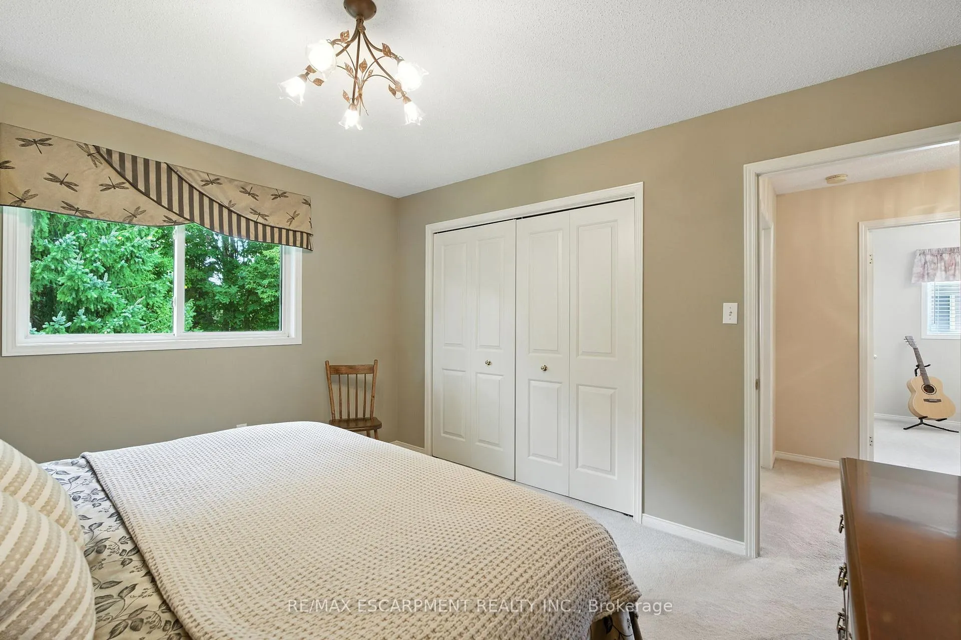 Photo 26 of 18 Naples Boulevard, Hamilton, Rymal — HOMEH