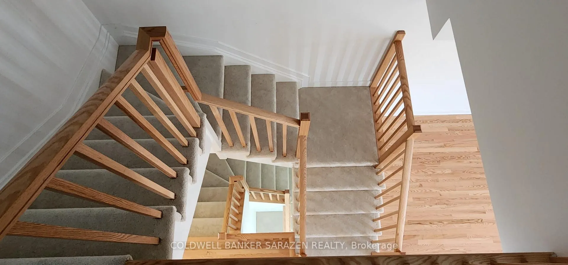Photo 12 of 304 Makobe Lane N, Ottawa, Riverside South/Gloucester Glen — HOMEH