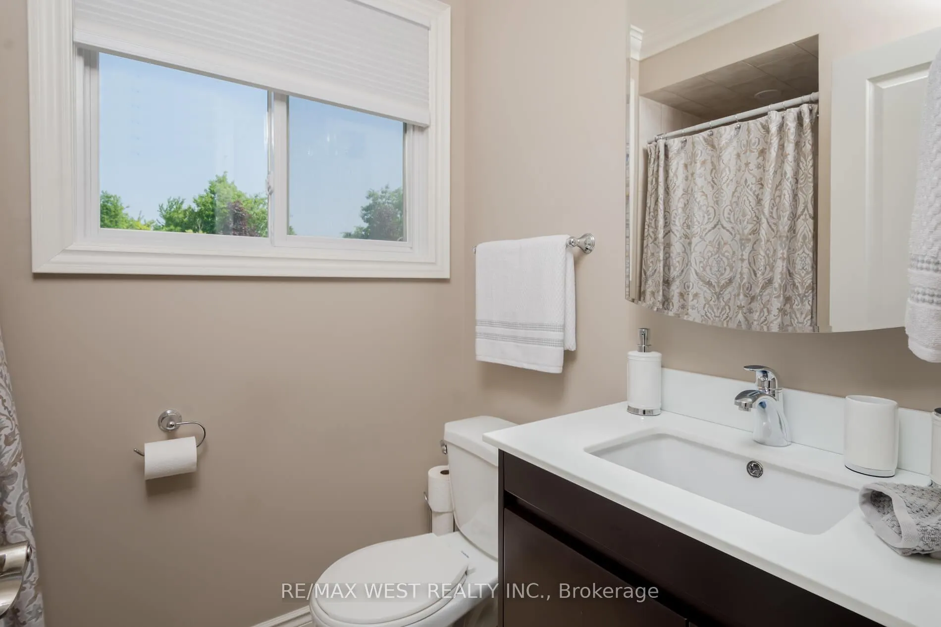 Photo 10 of 6600 King Vaughan Road, Vaughan, Kleinburg — HOMEH