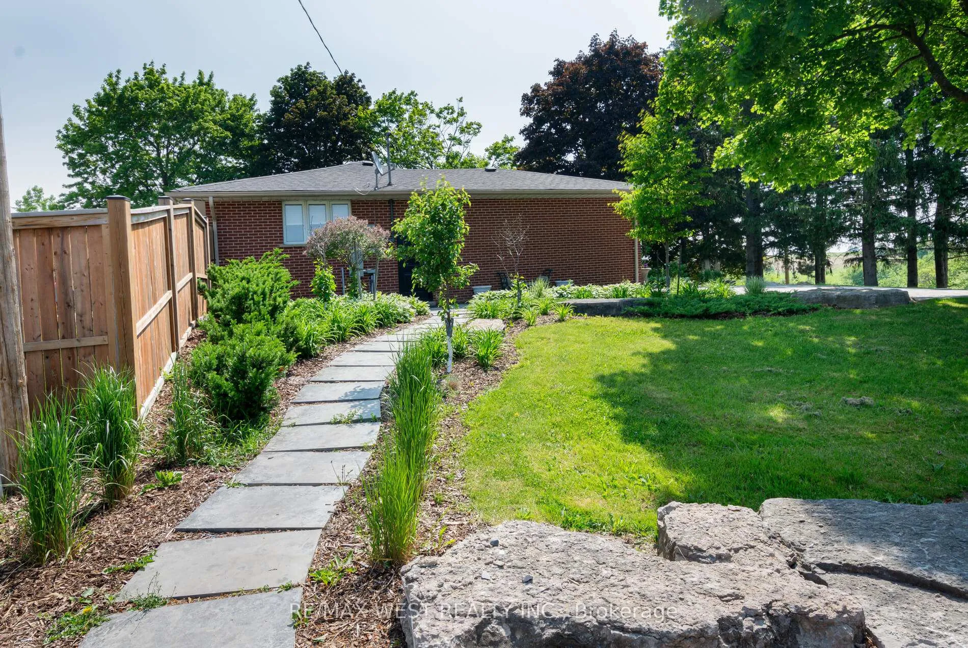 Photo 21 of 6600 King Vaughan Road, Vaughan, Kleinburg — HOMEH