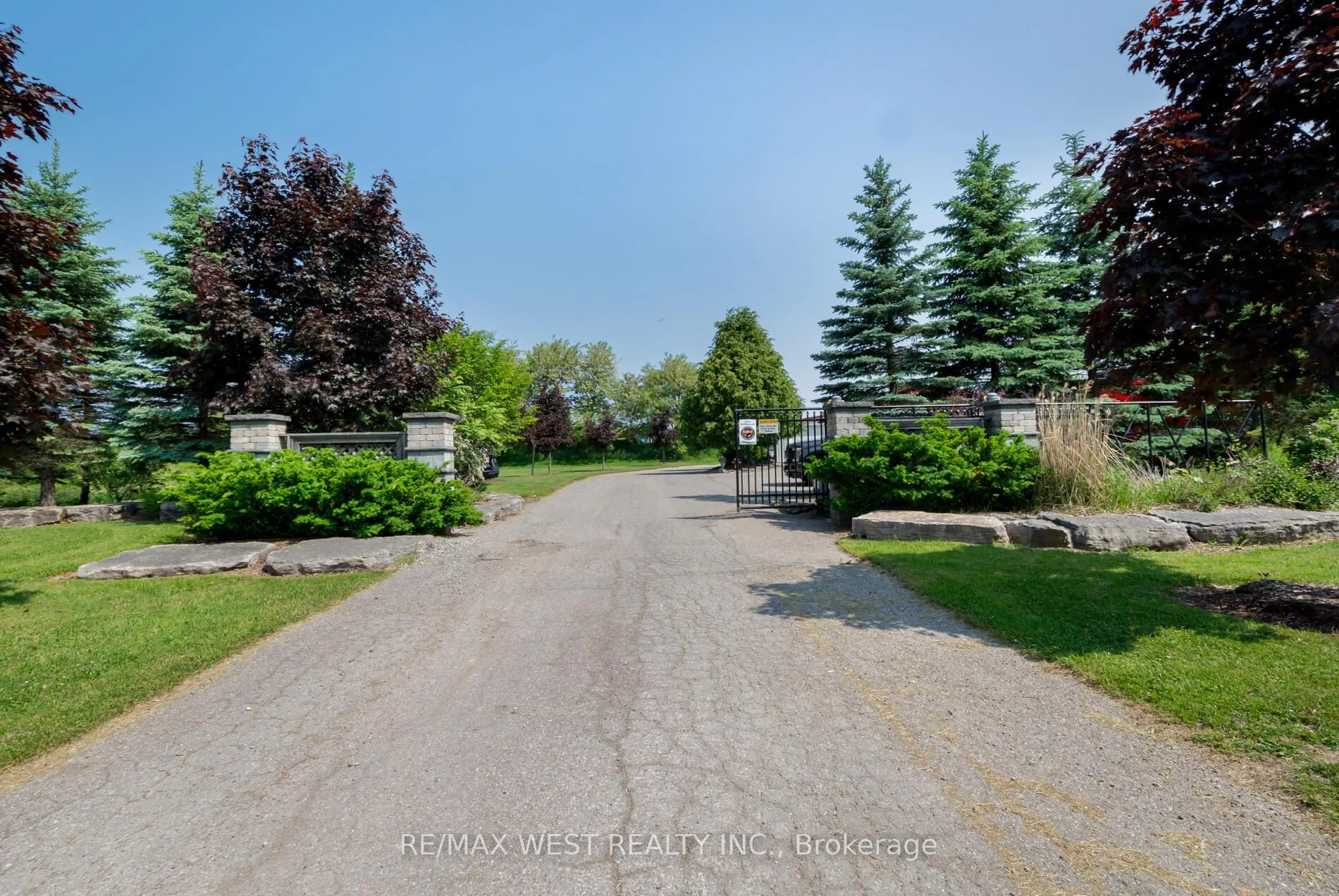 Photo 29 of 6600 King Vaughan Road, Vaughan, Kleinburg — HOMEH