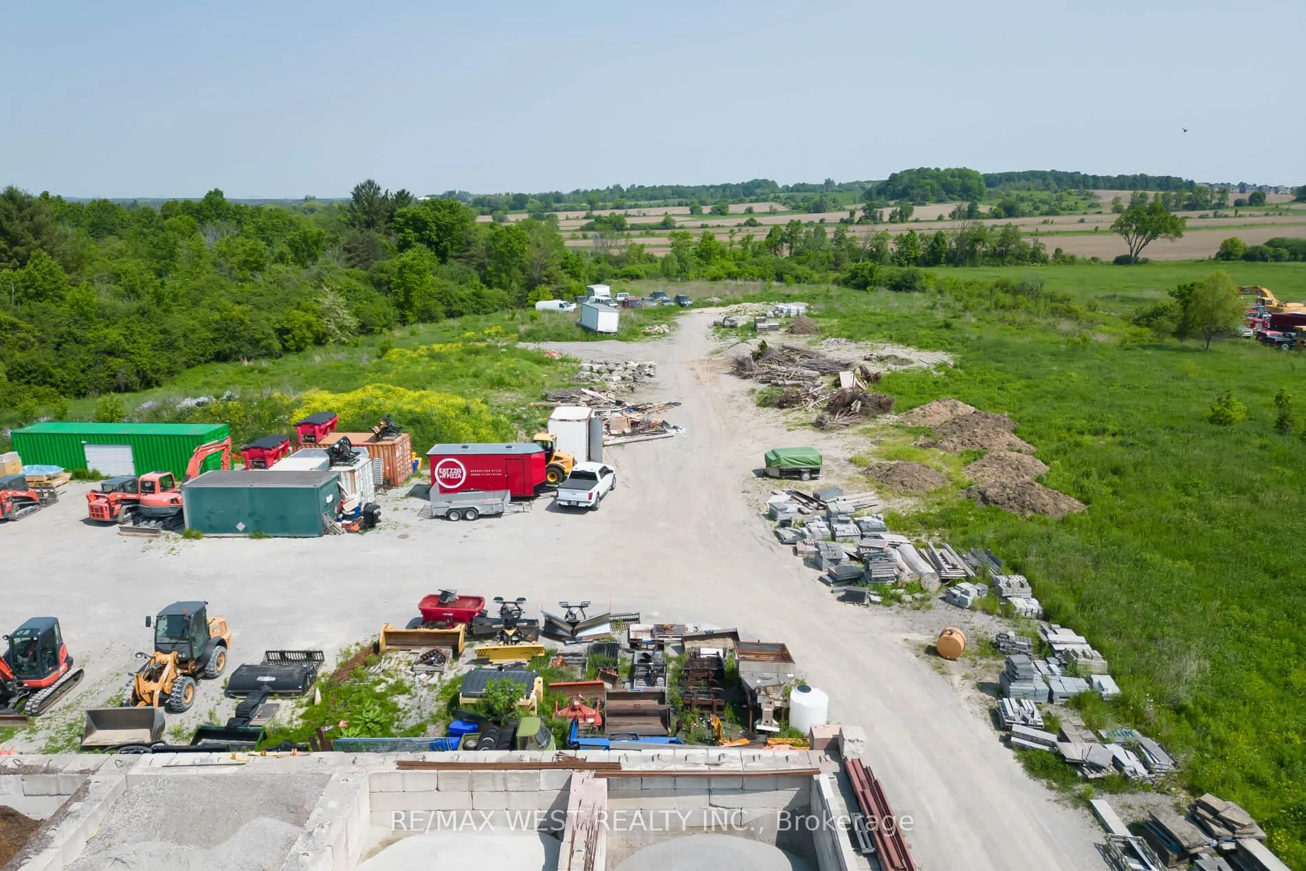 Photo 33 of 6600 King Vaughan Road, Vaughan, Kleinburg — HOMEH
