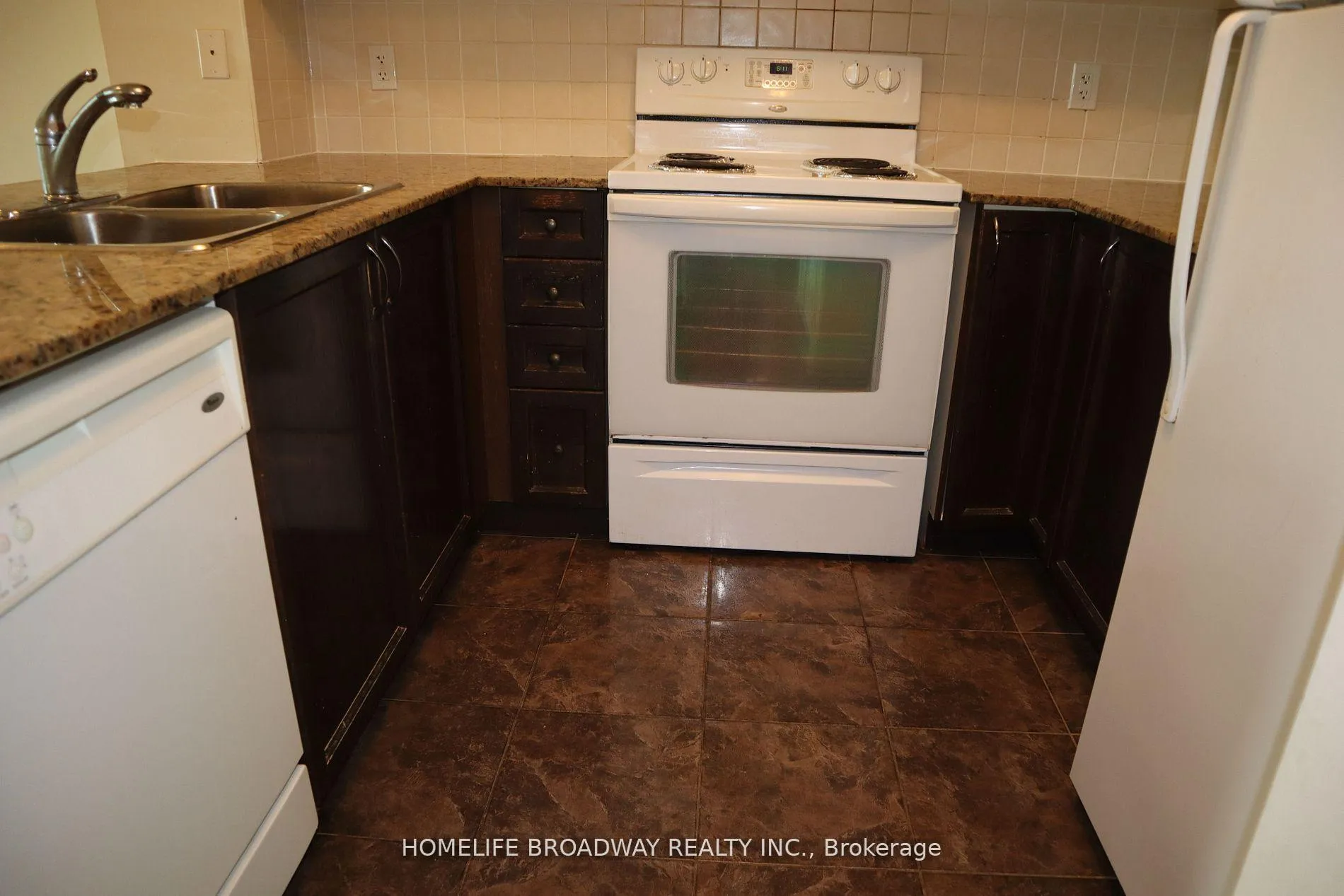 Photo 3 of Unit 206, 75 South Town Centre Boulevard, Markham, Unionville — HOMEH