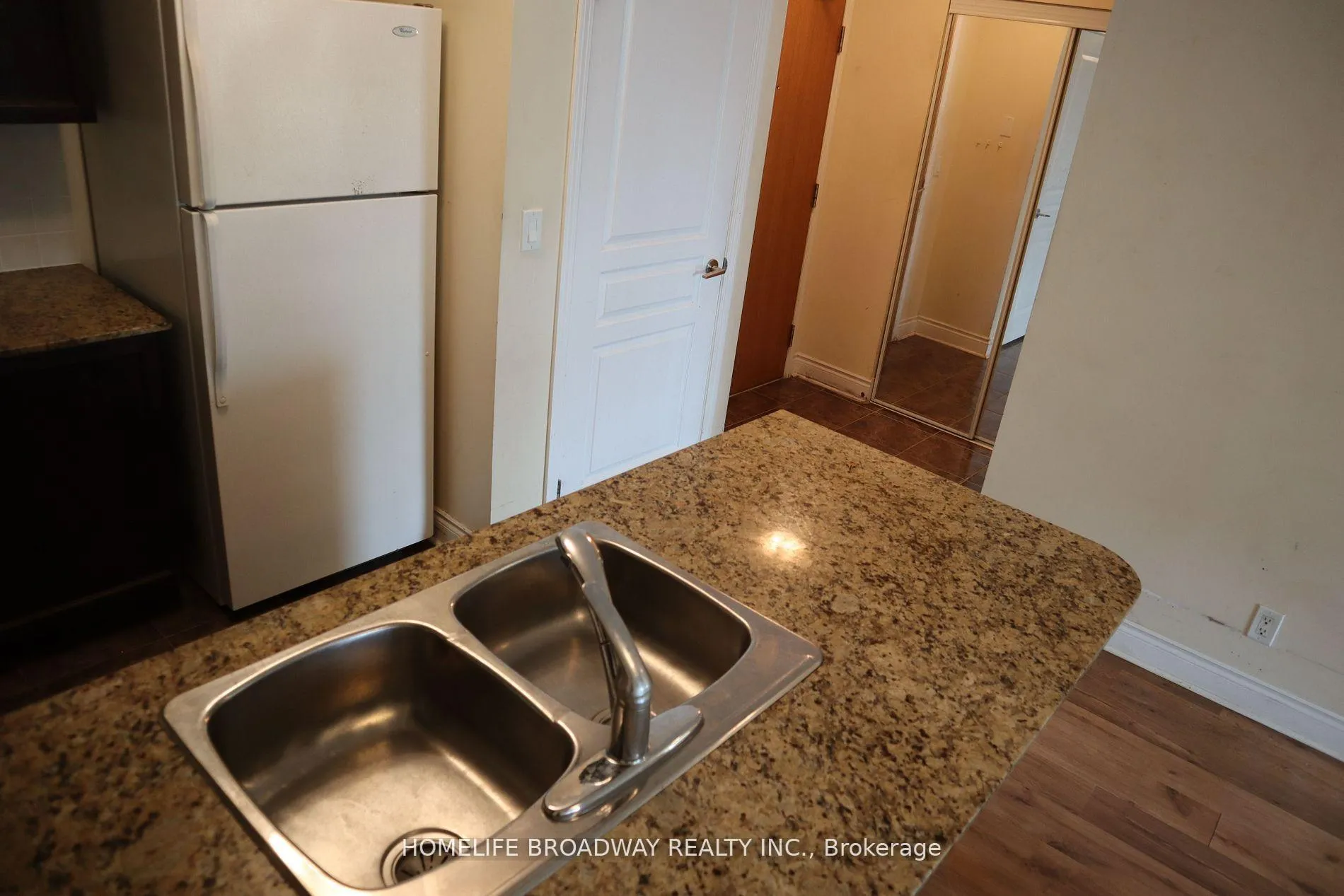 Photo 6 of Unit 206, 75 South Town Centre Boulevard, Markham, Unionville — HOMEH