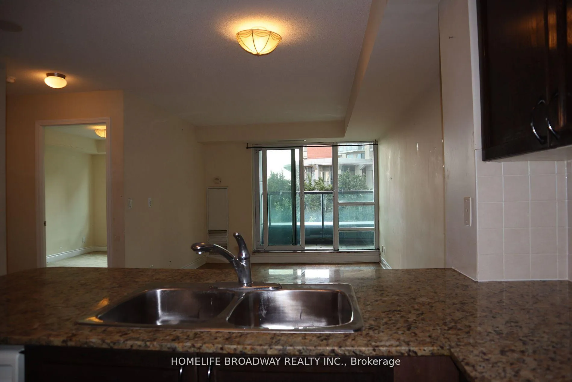 Photo 14 of Unit 206, 75 South Town Centre Boulevard, Markham, Unionville — HOMEH