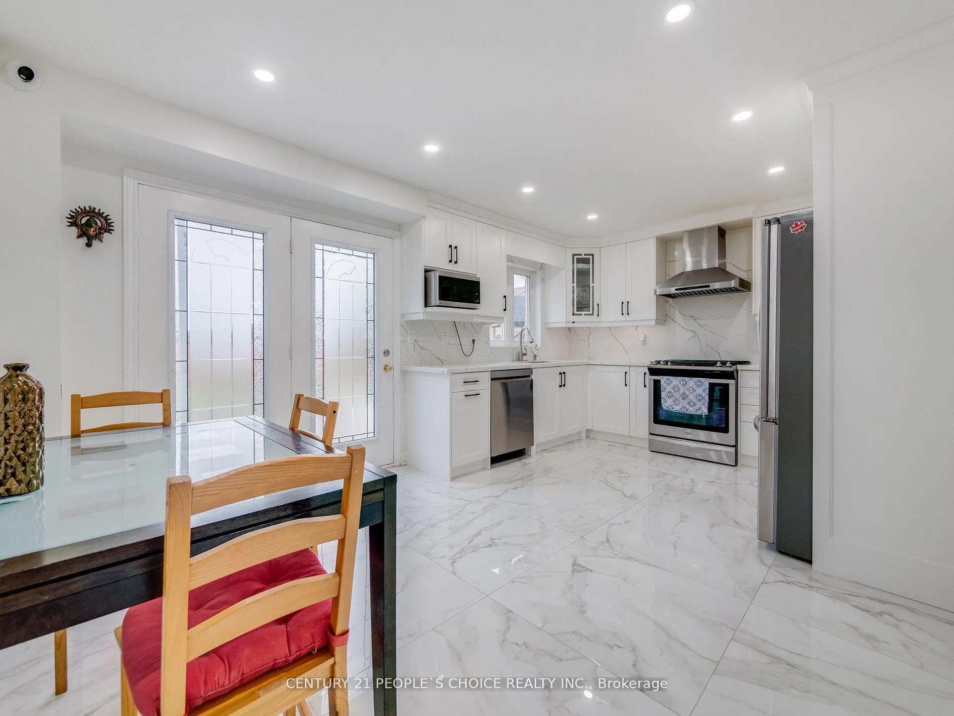 Photo 13 of 37 Giraffe Avenue, Brampton, Sandringham-Wellington — HOMEH