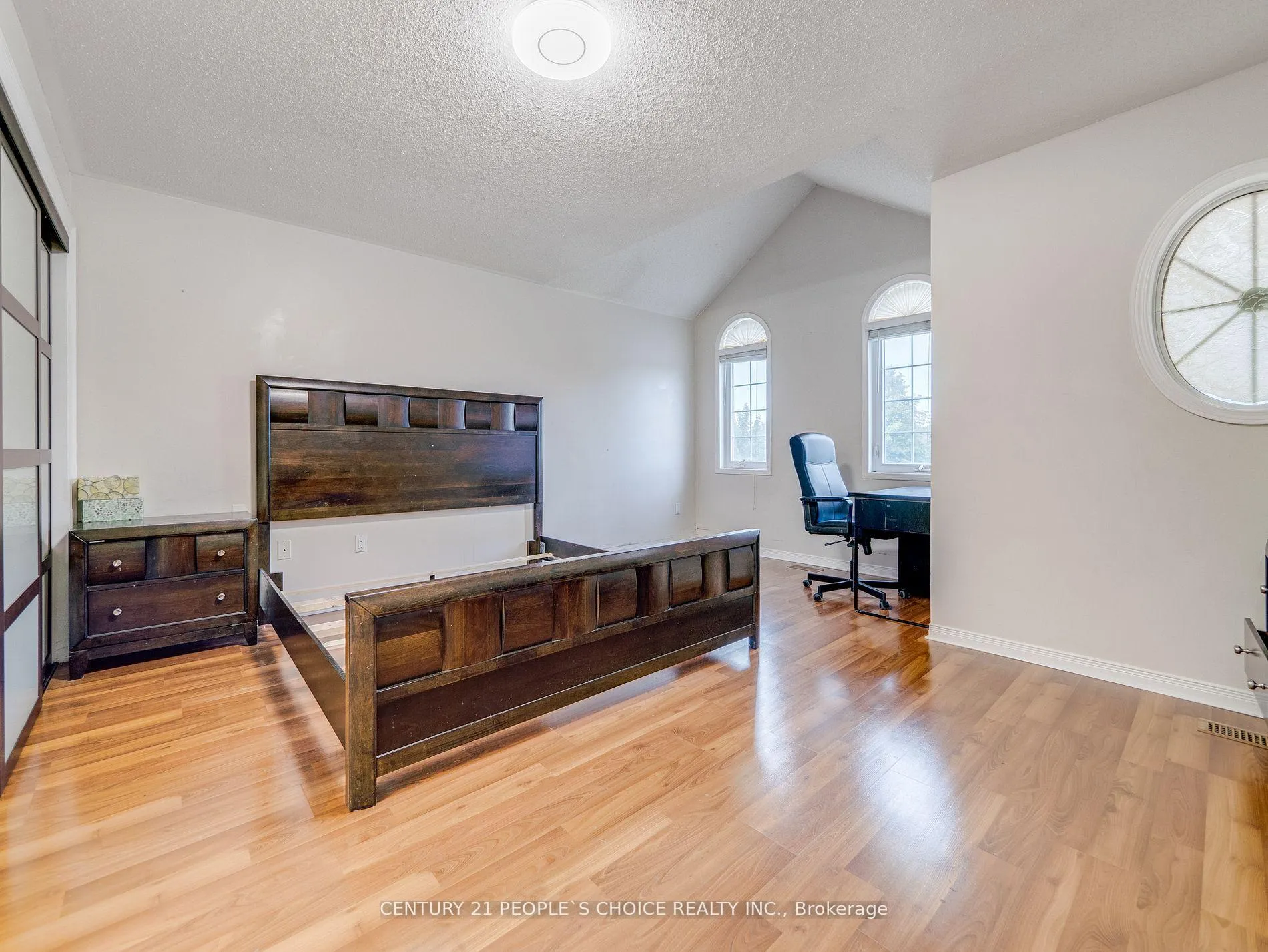 Photo 22 of 37 Giraffe Avenue, Brampton, Sandringham-Wellington — HOMEH