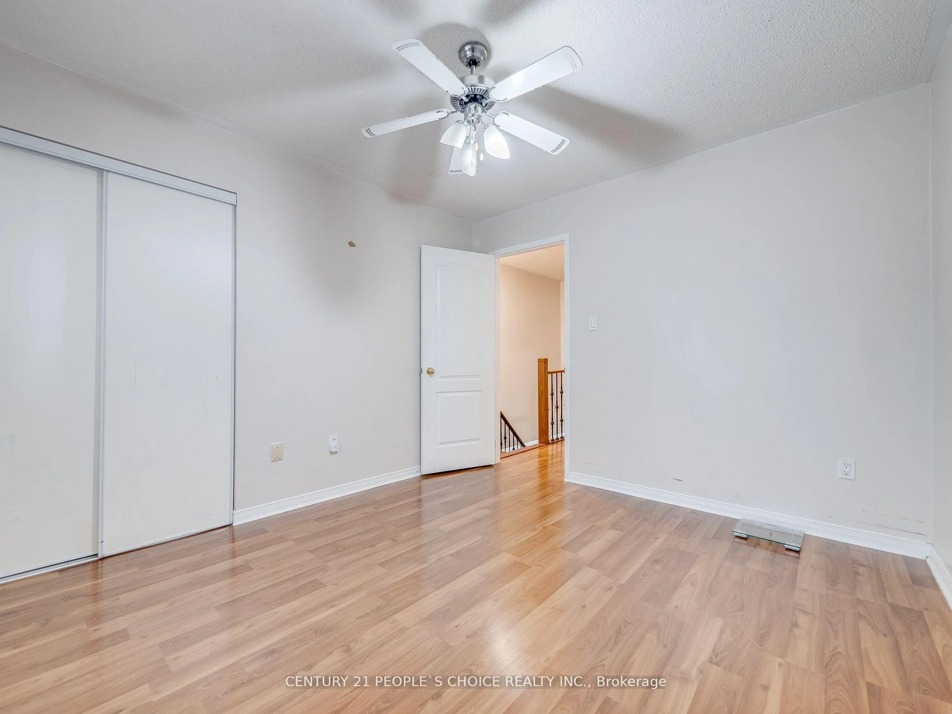 Photo 30 of 37 Giraffe Avenue, Brampton, Sandringham-Wellington — HOMEH