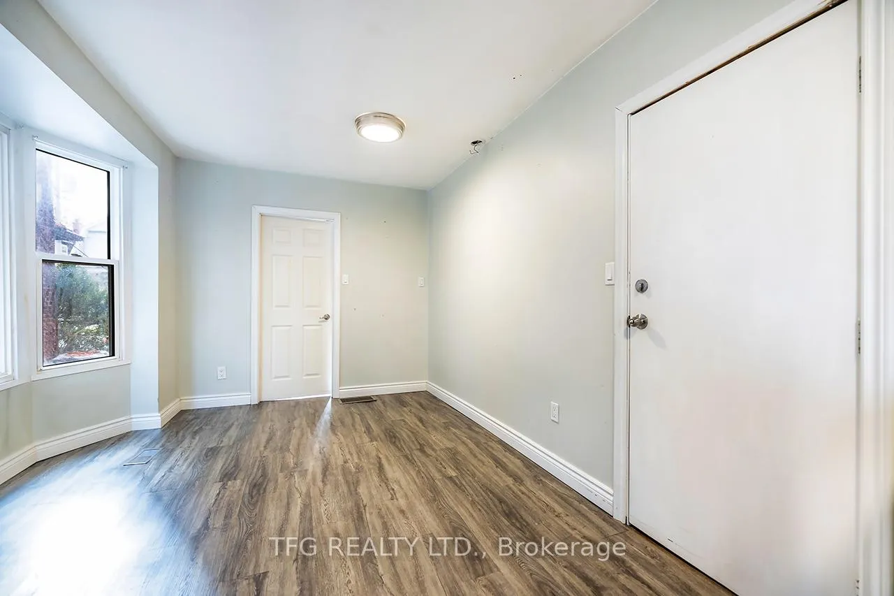 Photo 6 of Unit Mainfloor, 283 Jarvis Street, Oshawa, O'Neill — HOMEH