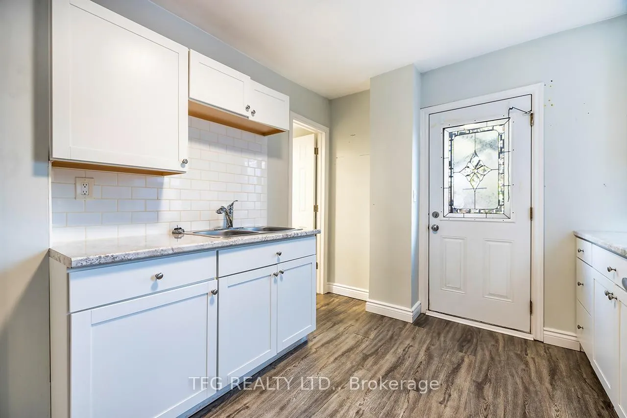 Photo 8 of Unit Mainfloor, 283 Jarvis Street, Oshawa, O'Neill — HOMEH