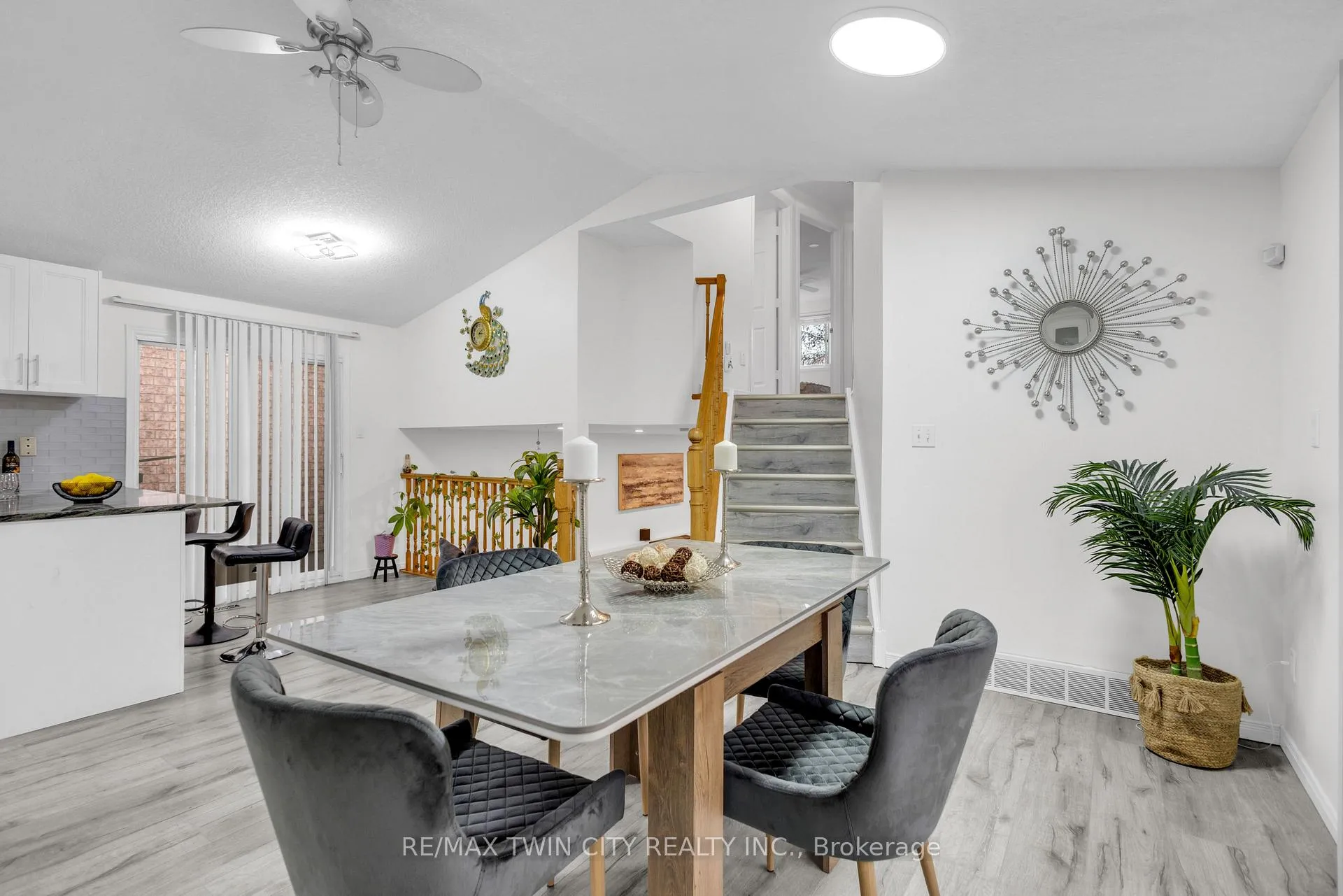 Photo 8 of 9 Bush Clover Crescent, Kitchener — HOMEH