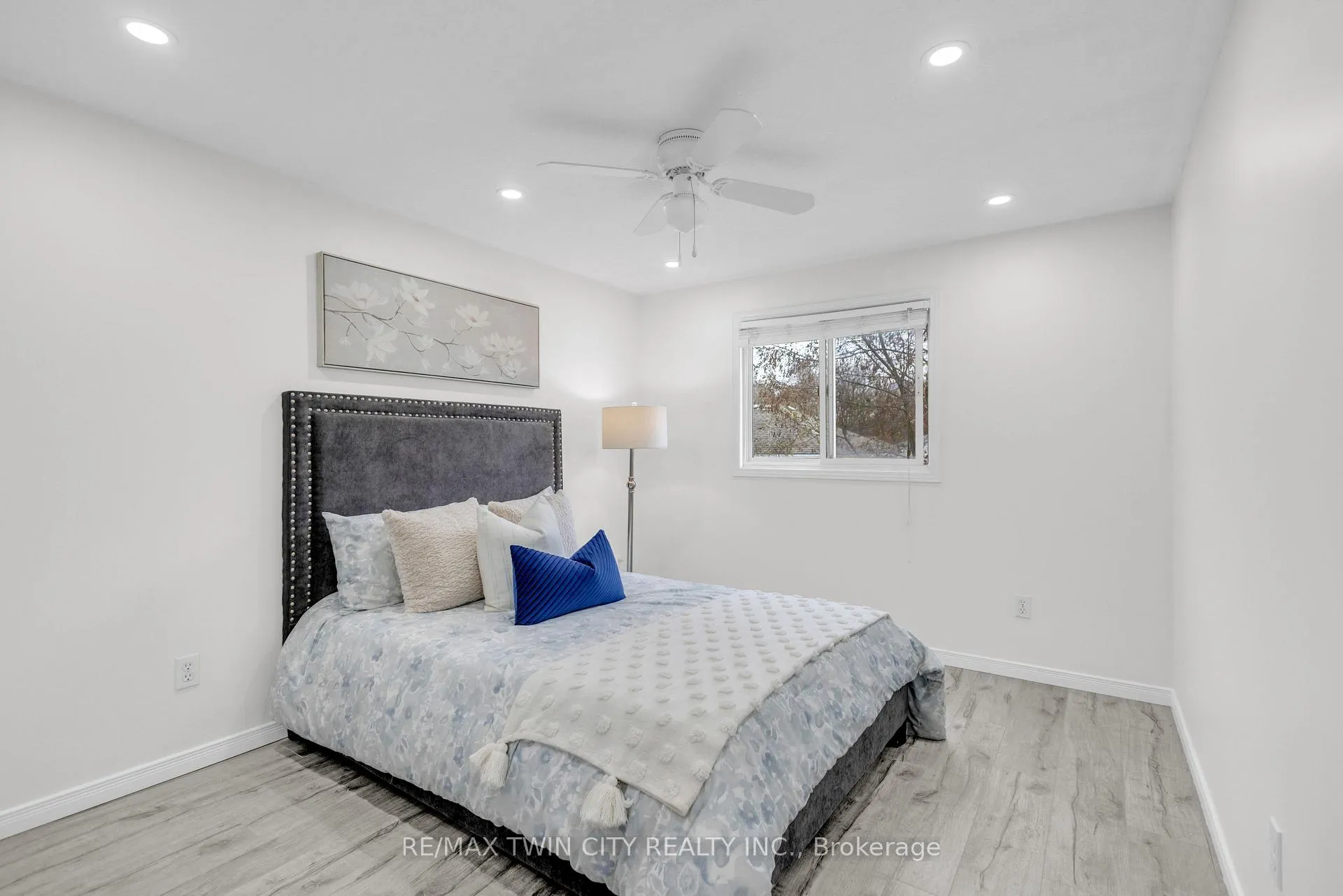 Photo 22 of 9 Bush Clover Crescent, Kitchener — HOMEH
