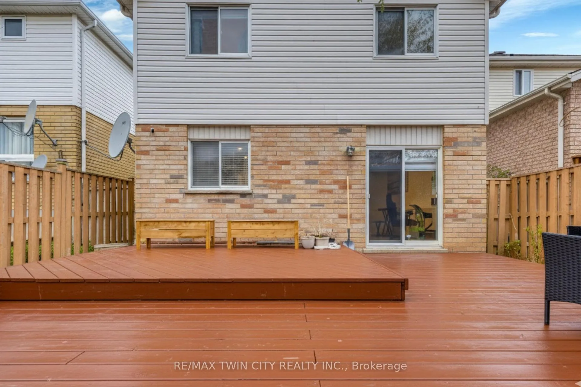 Photo 34 of 9 Bush Clover Crescent, Kitchener — HOMEH