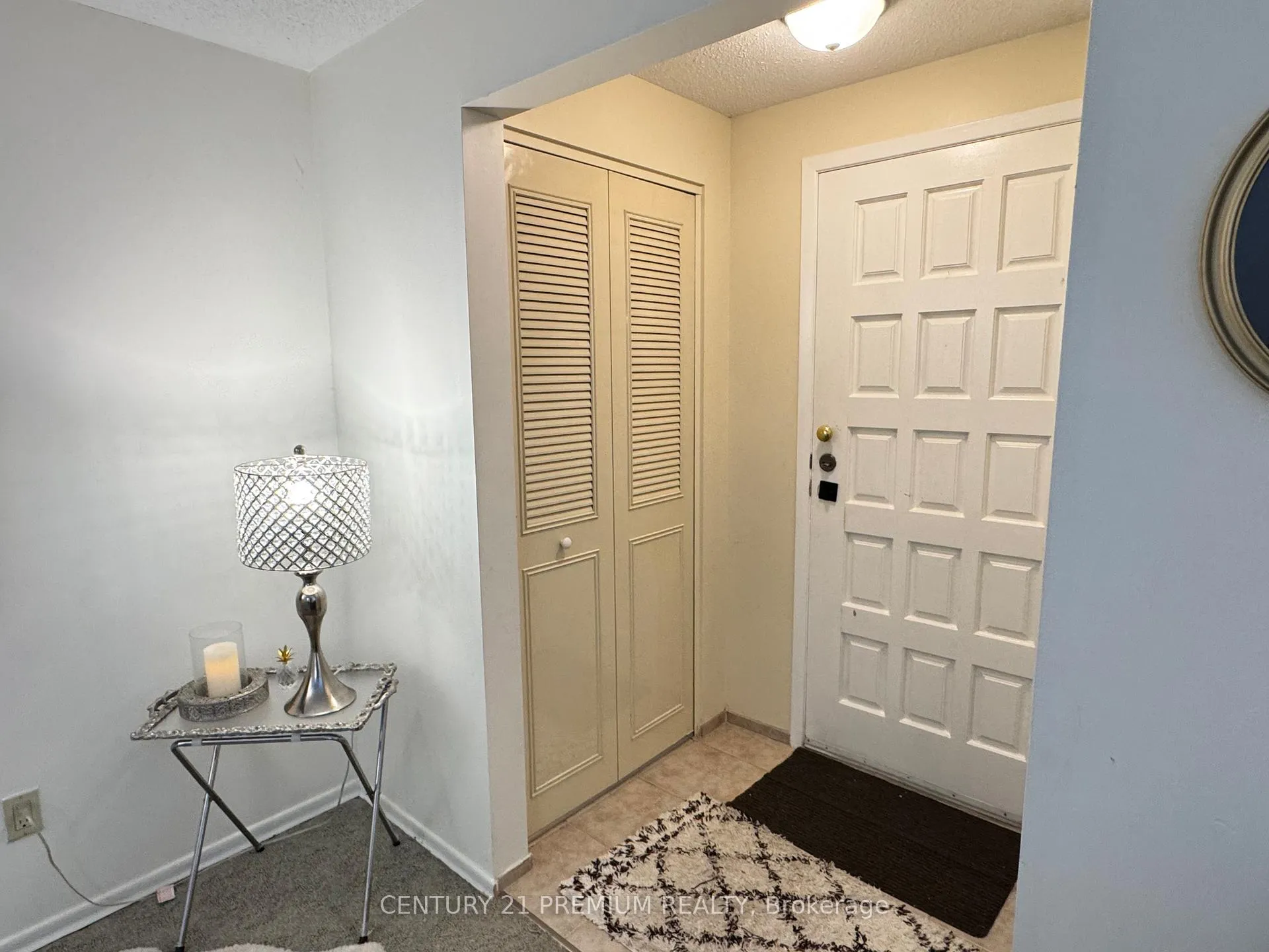 Photo 3 of Unit 3, 23 Flint Drive, Kitchener — HOMEH