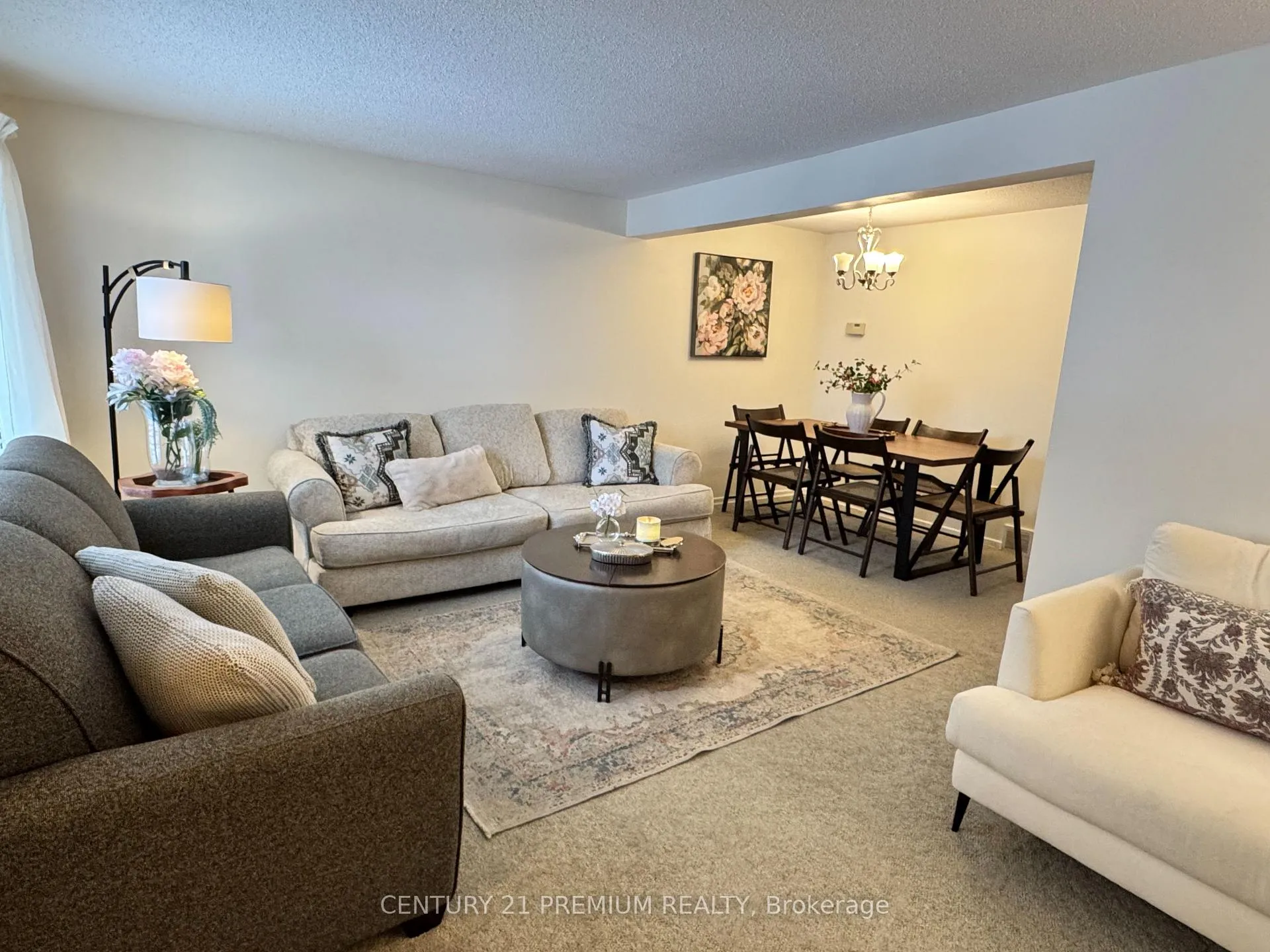 Photo 5 of Unit 3, 23 Flint Drive, Kitchener — HOMEH