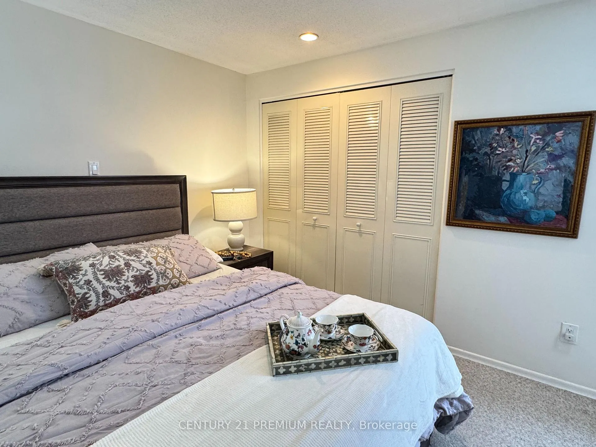 Photo 20 of Unit 3, 23 Flint Drive, Kitchener — HOMEH