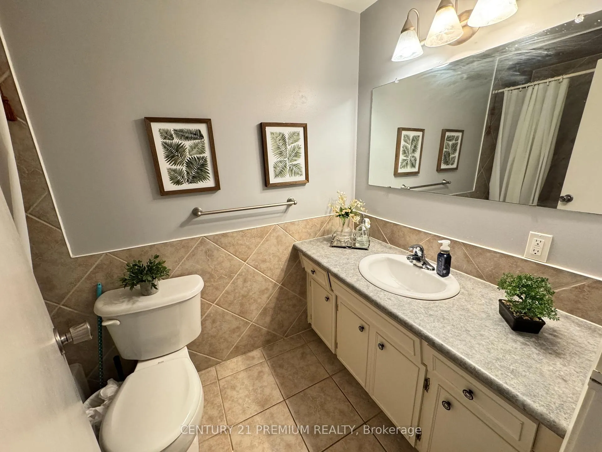 Photo 22 of Unit 3, 23 Flint Drive, Kitchener — HOMEH