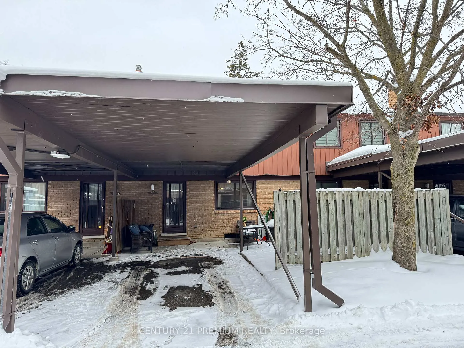 Photo 37 of Unit 3, 23 Flint Drive, Kitchener — HOMEH