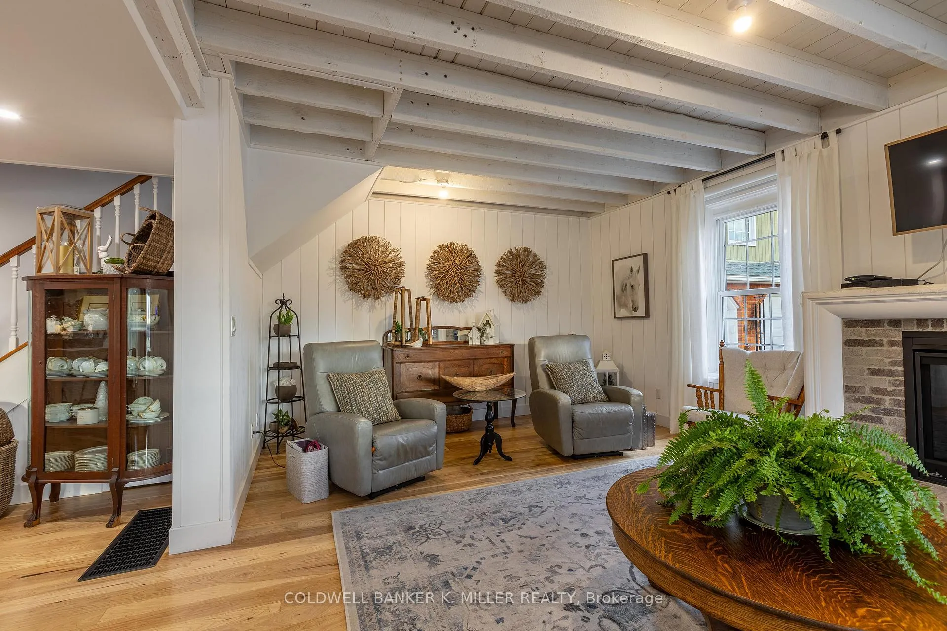 Photo 6 of 4028 River Road, Haldimand — HOMEH