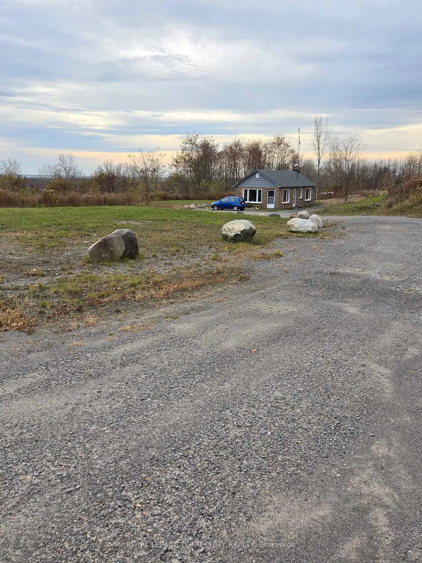 Photo 10 of 14407 County Road 2, Brighton — HOMEH