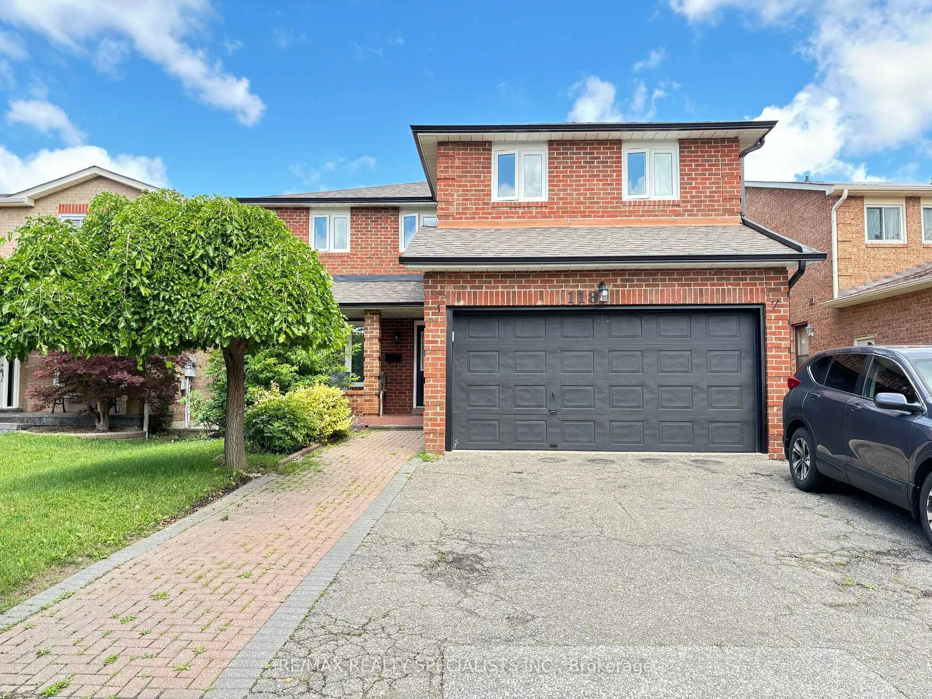 Front of Unit Upper, 118 Wexford Road