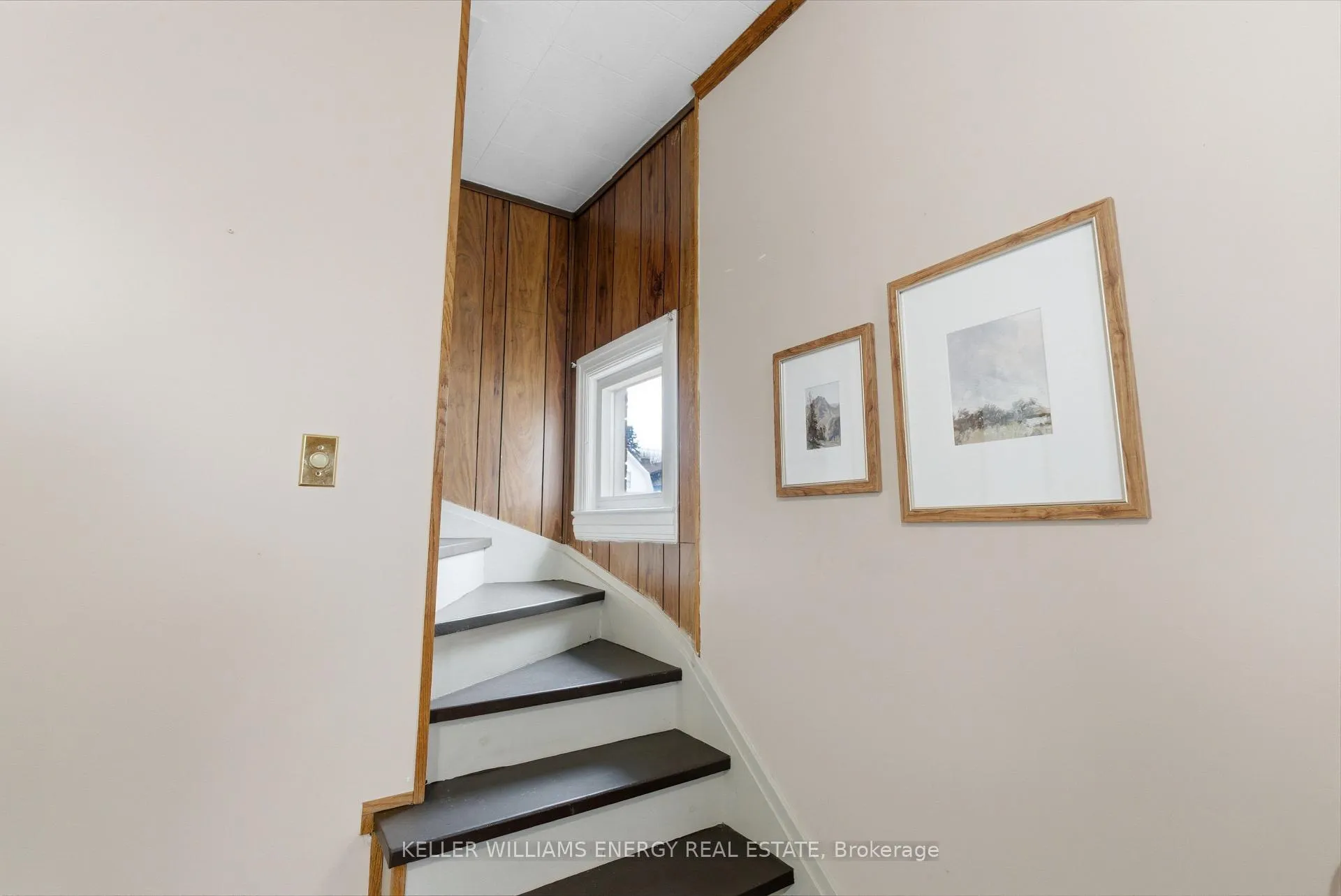 Photo 27 of 89 Burk Street, Oshawa, Vanier — HOMEH