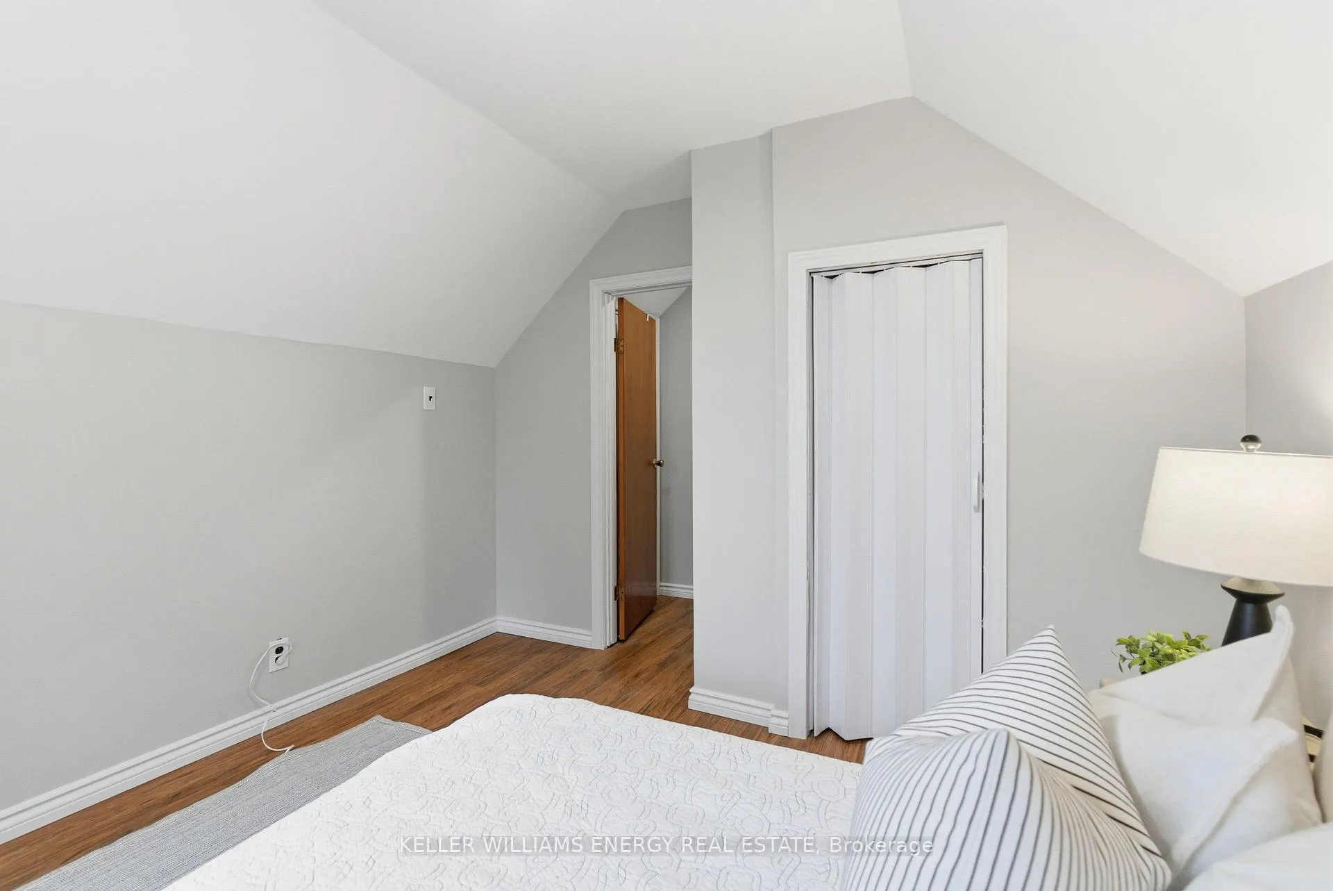 Photo 36 of 89 Burk Street, Oshawa, Vanier — HOMEH