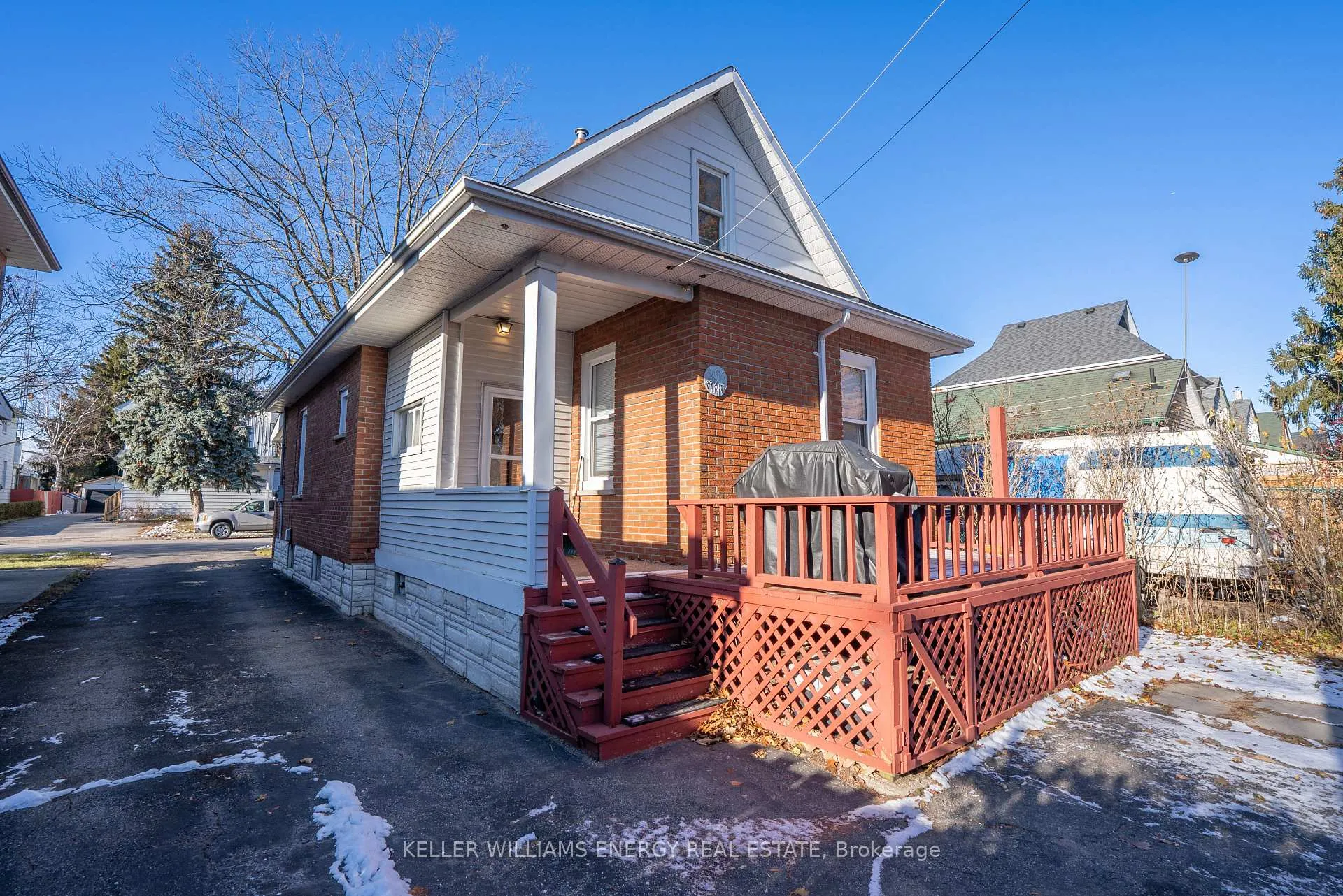 Photo 41 of 89 Burk Street, Oshawa, Vanier — HOMEH