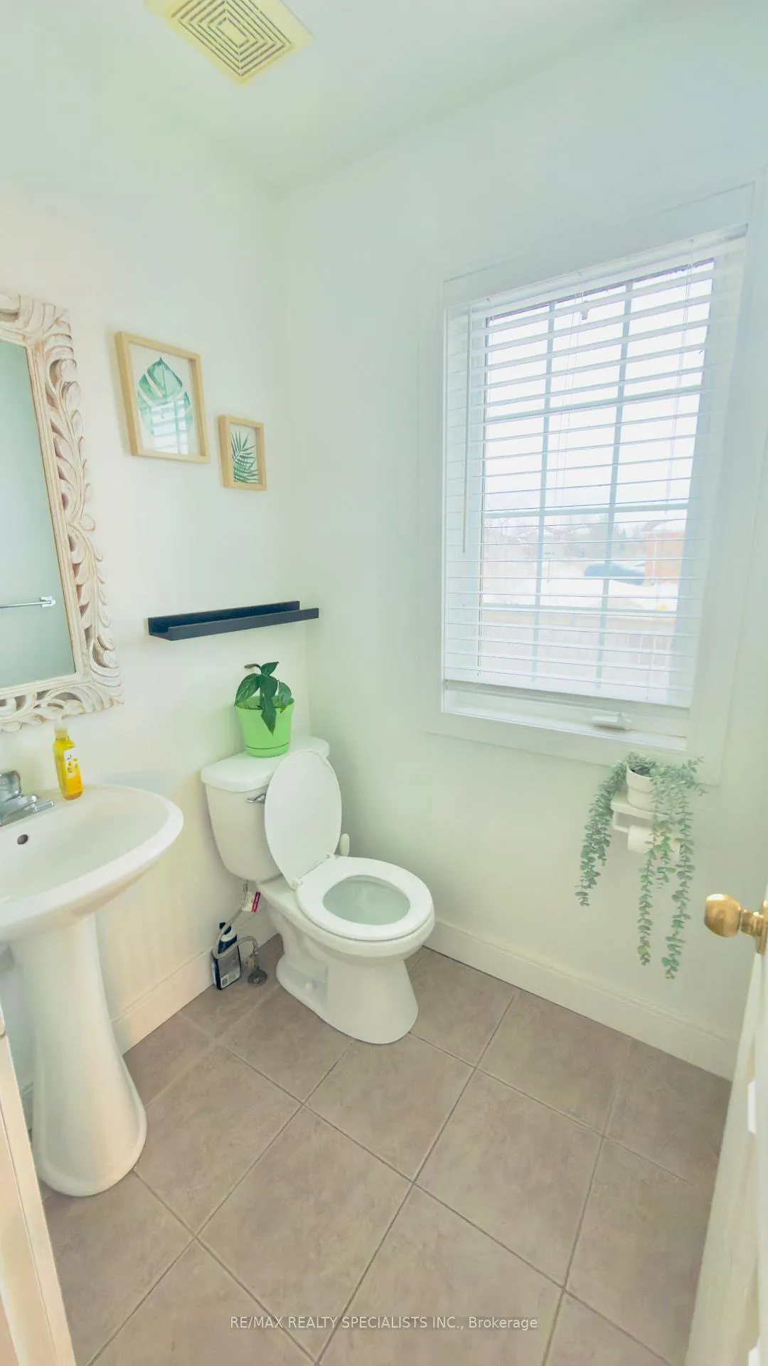 Photo 8 of 150 Sproule Drive, Barrie, Edgehill Drive — HOMEH