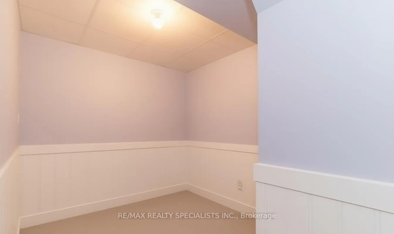 Photo 16 of 150 Sproule Drive, Barrie, Edgehill Drive — HOMEH