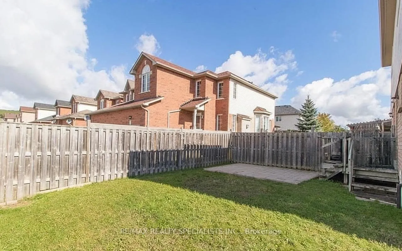 Photo 20 of 150 Sproule Drive, Barrie, Edgehill Drive — HOMEH