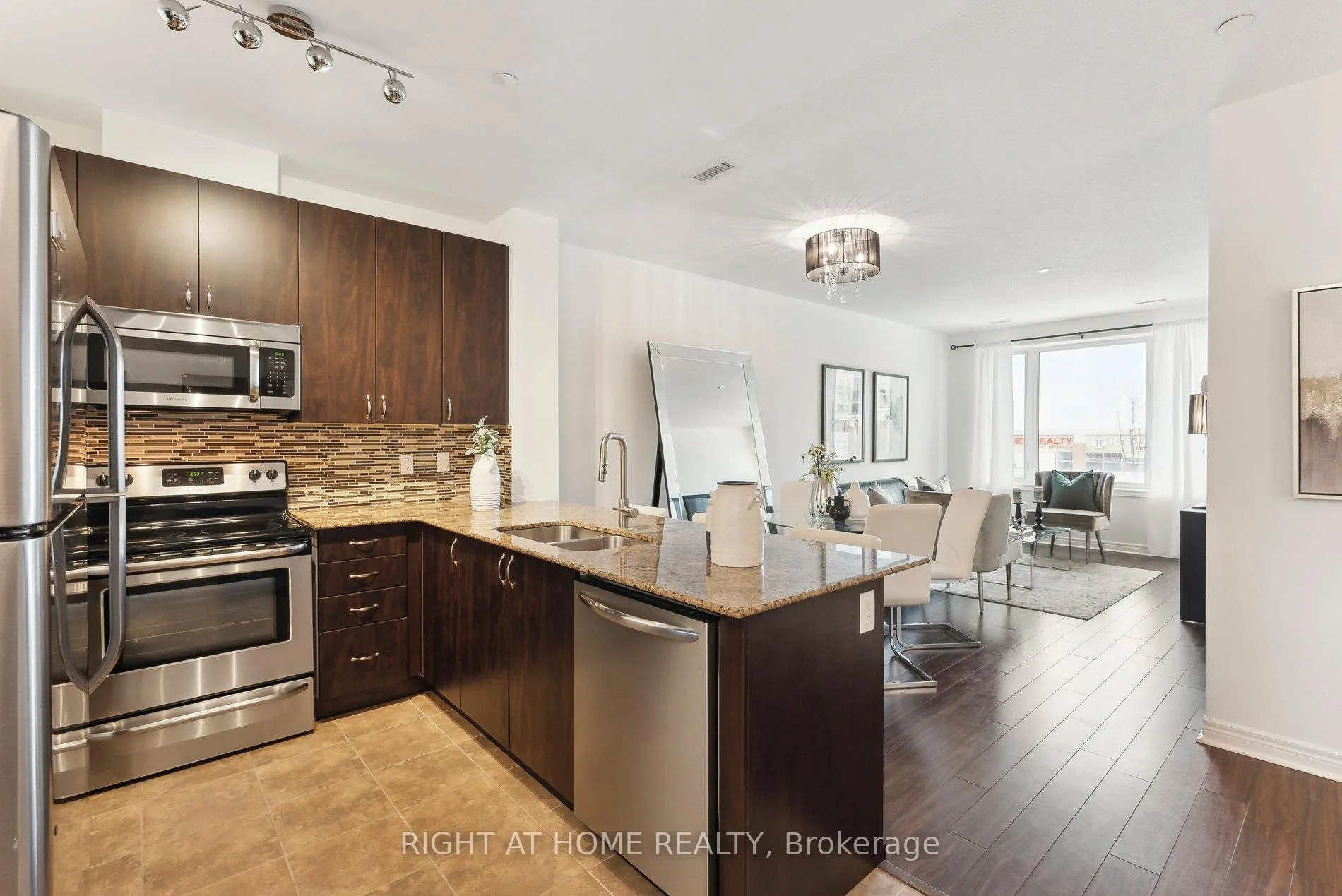 Photo 2 of Unit 319, 7400 Markham Road, Markham, Middlefield — HOMEH