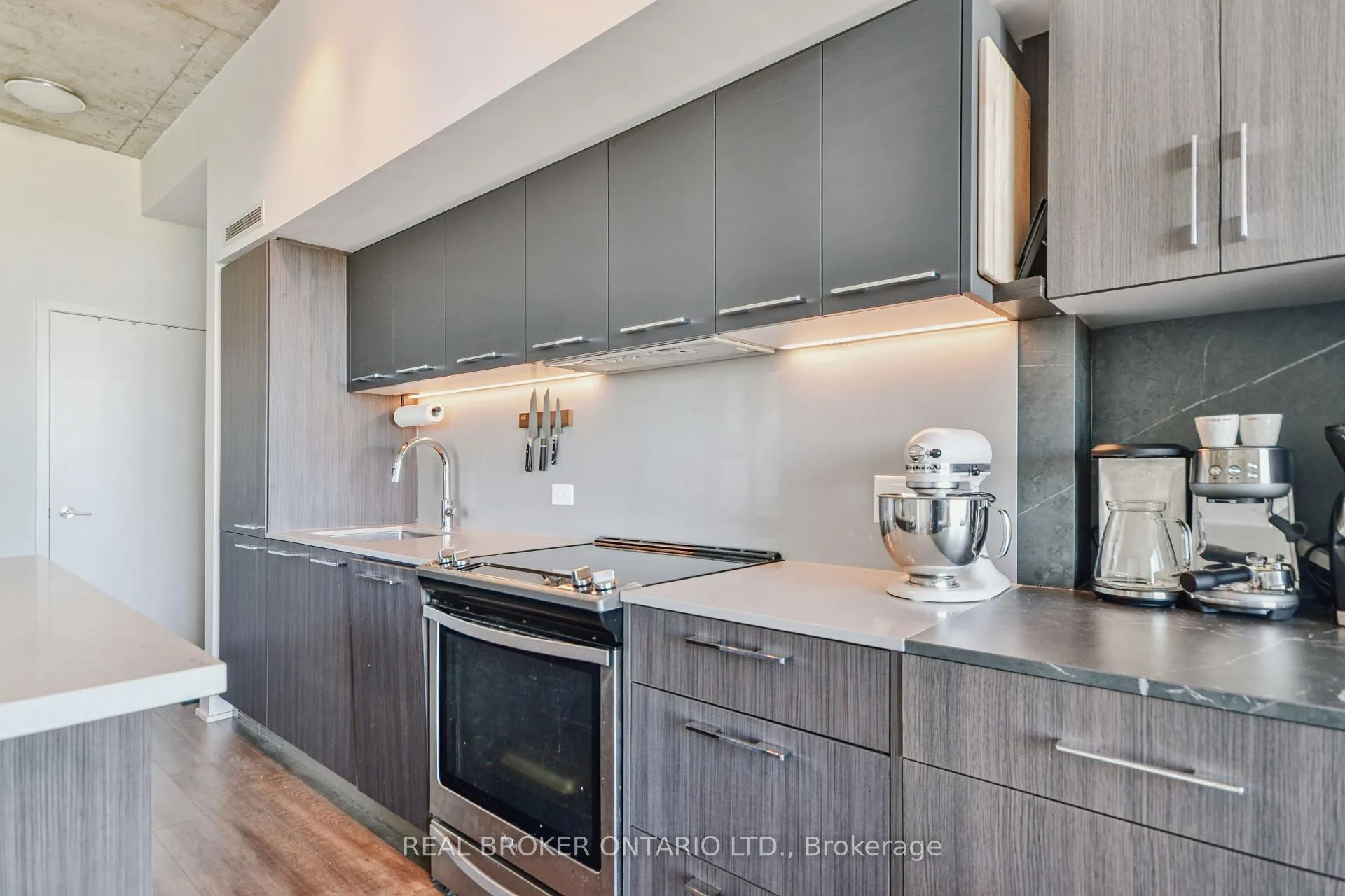 Photo 10 of Unit 1102, 30 Baseball Place, Toronto, South Riverdale — HOMEH