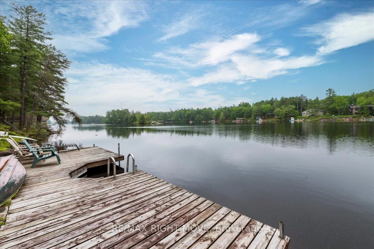 Photo 5 of 16-17 Loon Lake Road, Gravenhurst, Muskoka (S) — HOMEH