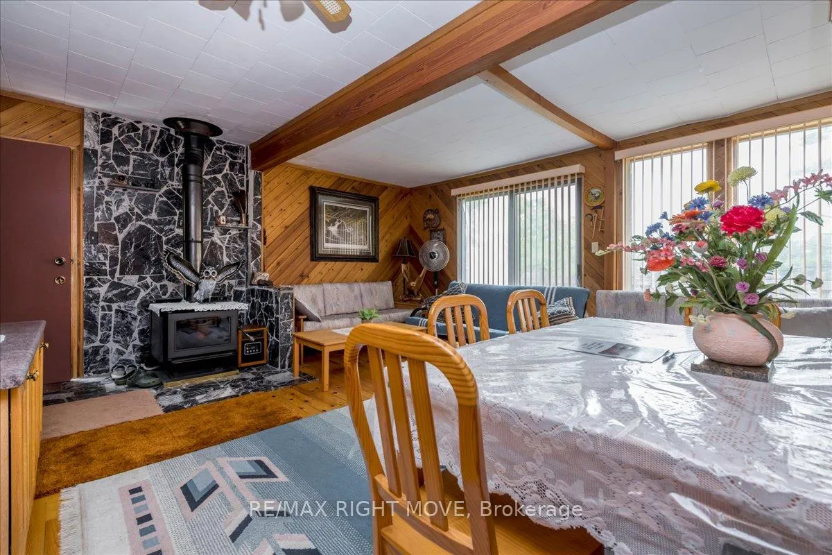 Photo 9 of 16-17 Loon Lake Road, Gravenhurst, Muskoka (S) — HOMEH