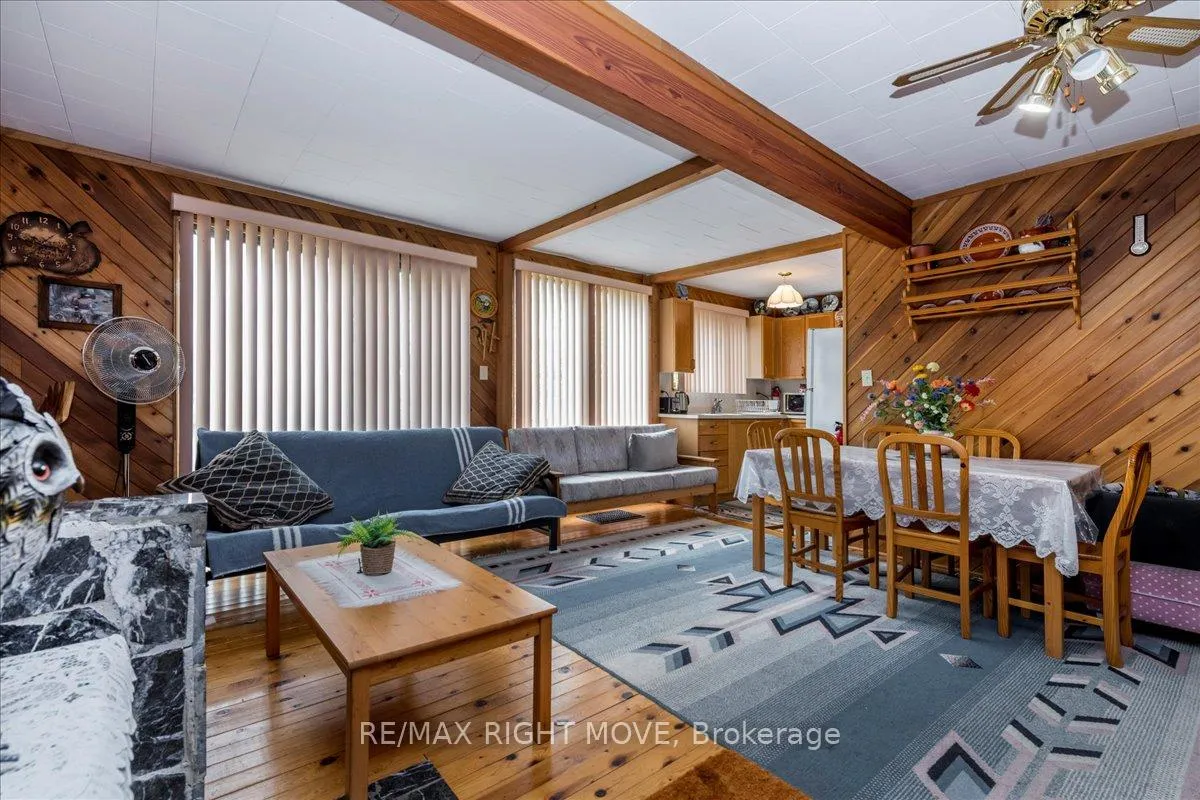 Photo 10 of 16-17 Loon Lake Road, Gravenhurst, Muskoka (S) — HOMEH