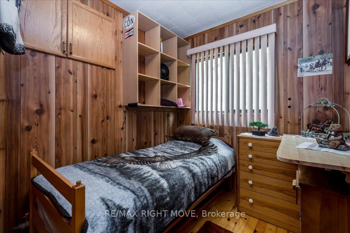 Photo 17 of 16-17 Loon Lake Road, Gravenhurst, Muskoka (S) — HOMEH