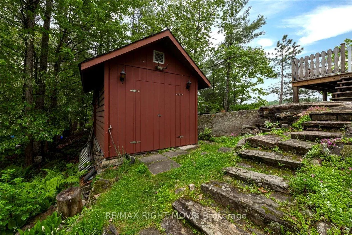 Photo 19 of 16-17 Loon Lake Road, Gravenhurst, Muskoka (S) — HOMEH