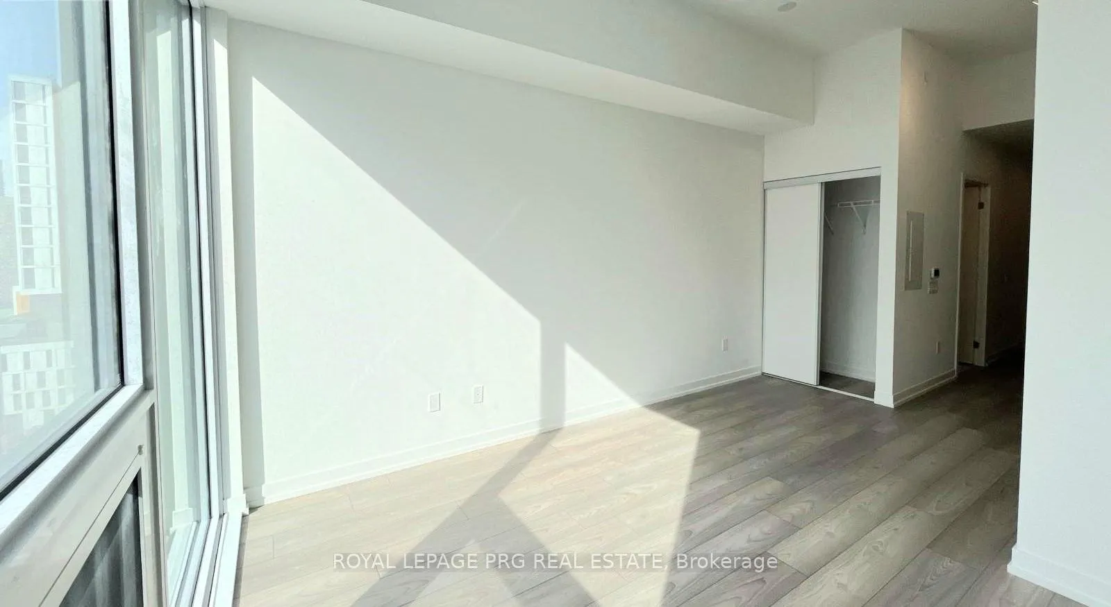 Photo 9 of Unit 2107, 82 Dalhousie Street, Toronto, Church-Yonge Corridor — HOMEH