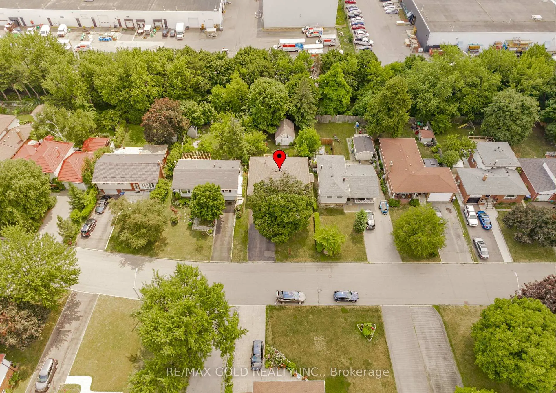 Photo 5 of 16 Drury Crescent, Brampton, Southgate — HOMEH